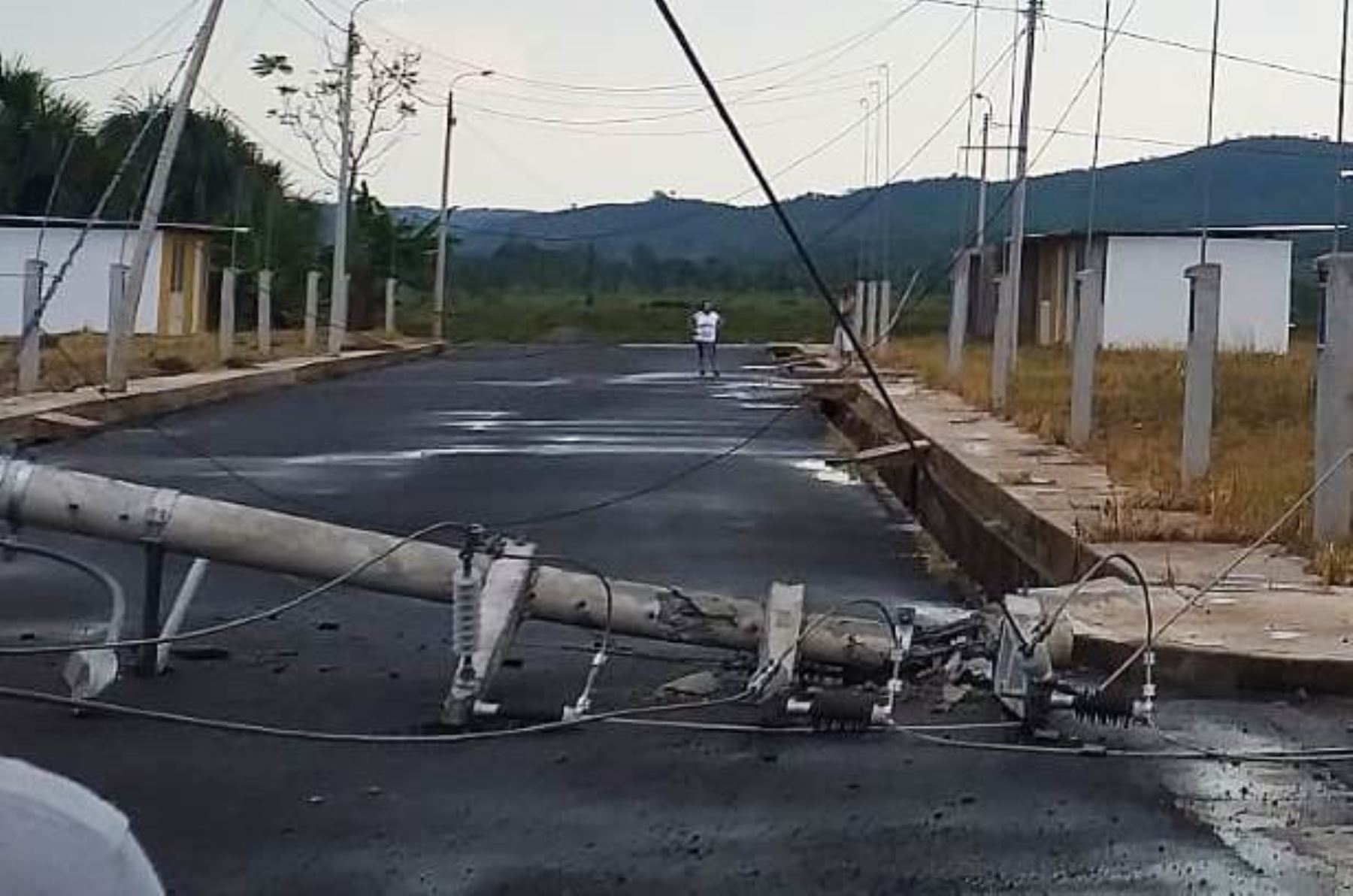 Vientos fuertes y lluvias intensas dejan sin servicio eléctrico a varios pueblos de la provincia de Lamas, región San Martín. ANDINA/Difusión