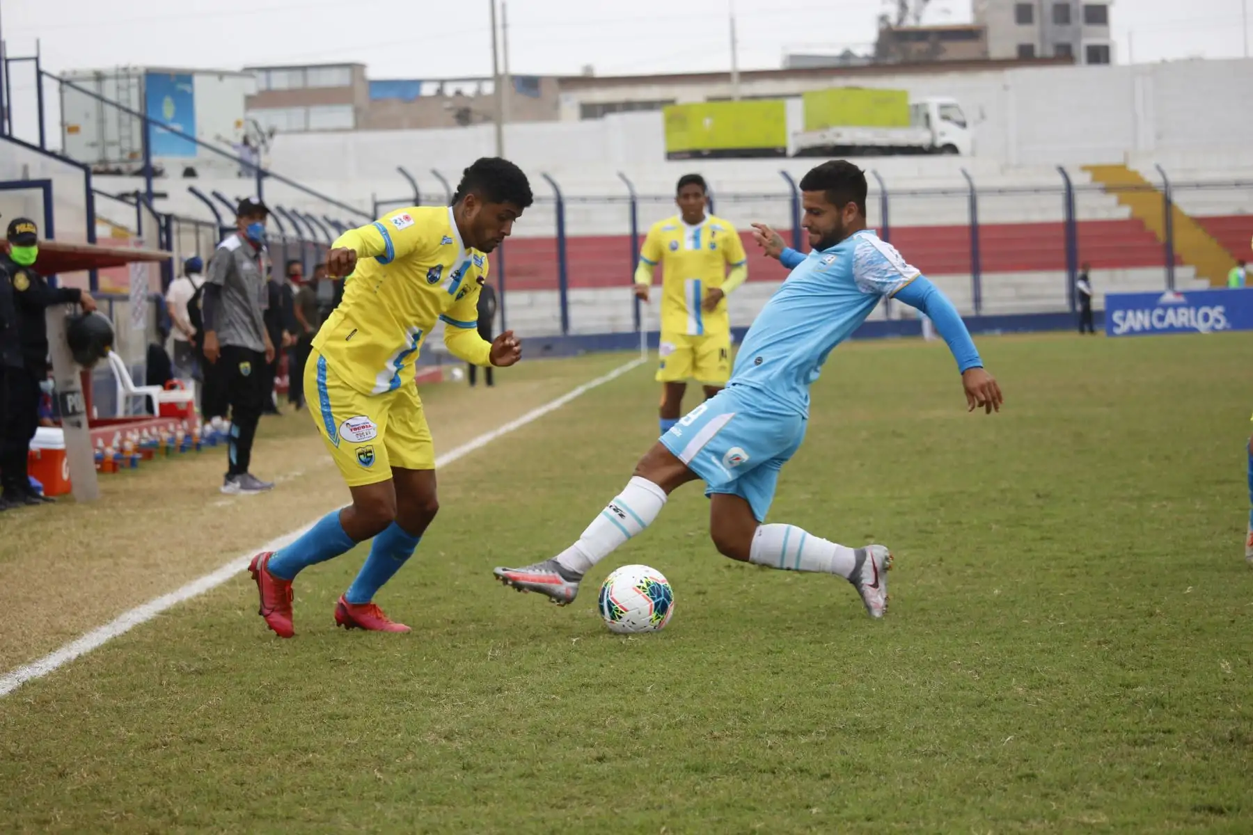 Carlos Stein se enfrenta a Deportivo Llacuabamba por la fecha 18 de la Liga 1, en el estadio Iván Elías Moreno. Foto: @LigaFutProf