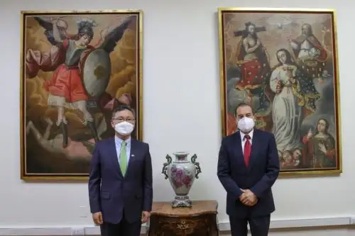 Prime Minister Walter Martos meets with South Korean Ambassador Yungjoon JO. Photo: PCM