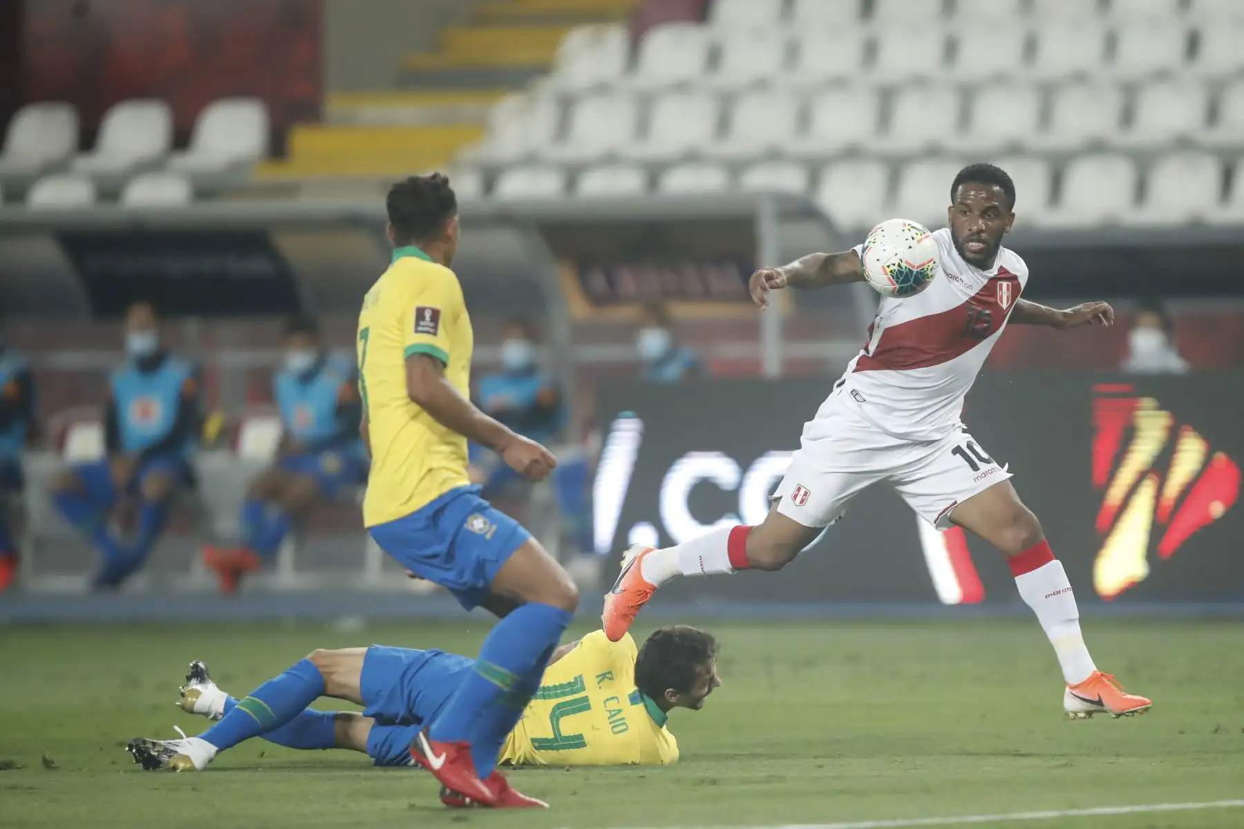 Perú enfrenta a brasil por la segunda fecha de las eliminatorias rumbo a Qatar 2022. Foto: Pool/FPP