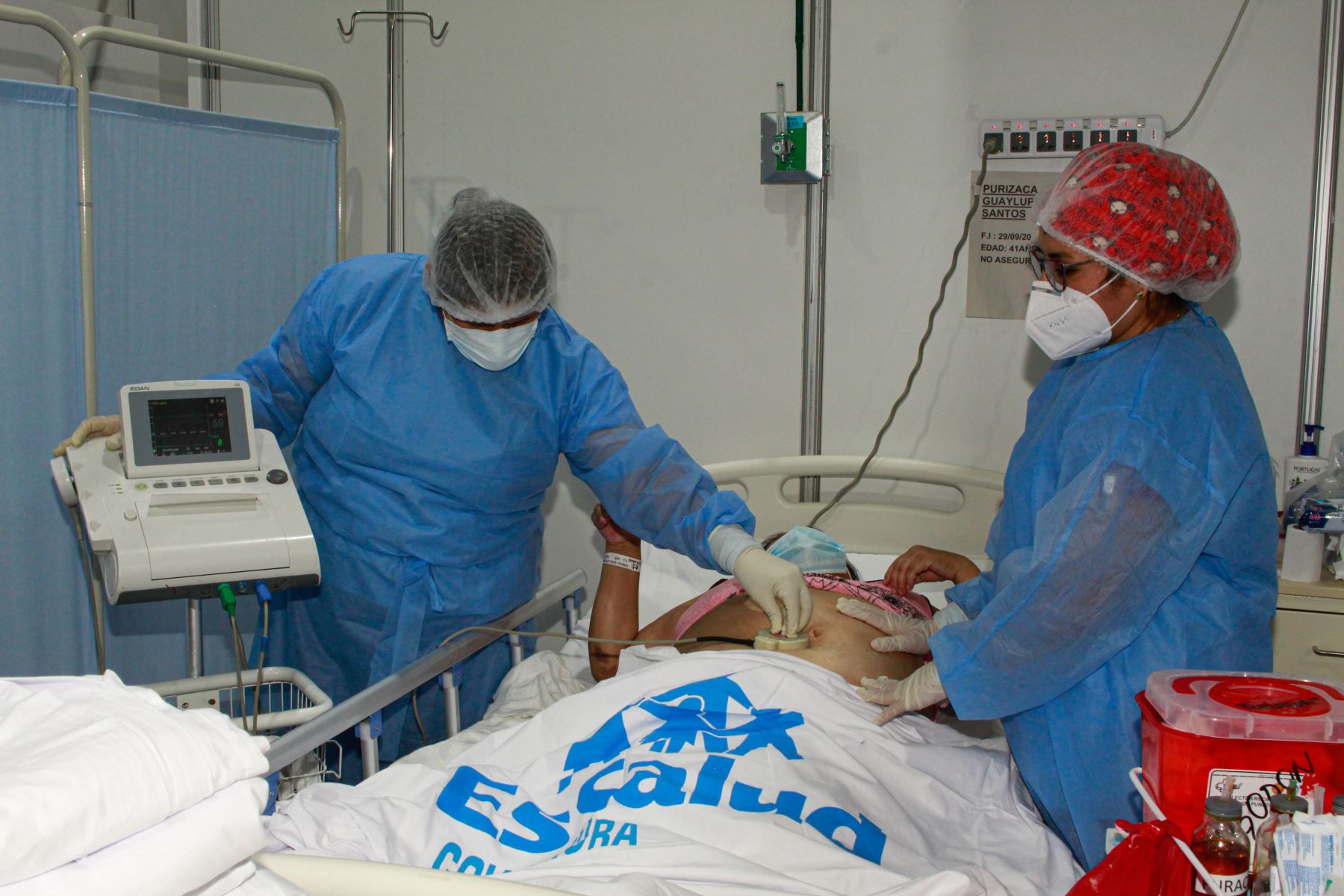 Médicos de EsSalud salvan la vida a joven piurana diagnosticada con covid-19 y que se encontraba embarazada de trillizas. ANDINA/Difusión