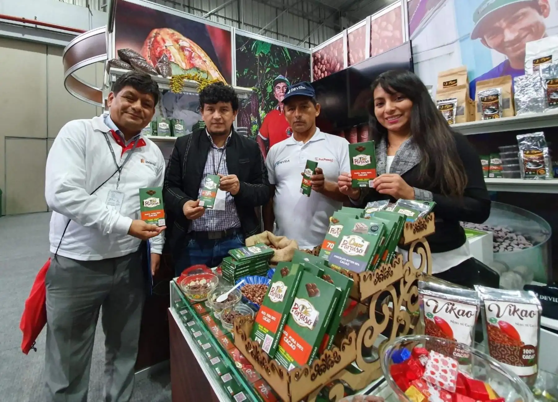 Indecopi resalta entrega de 58 registros de marca a productores de cacao del Vraem desde el 2012 a la fecha.