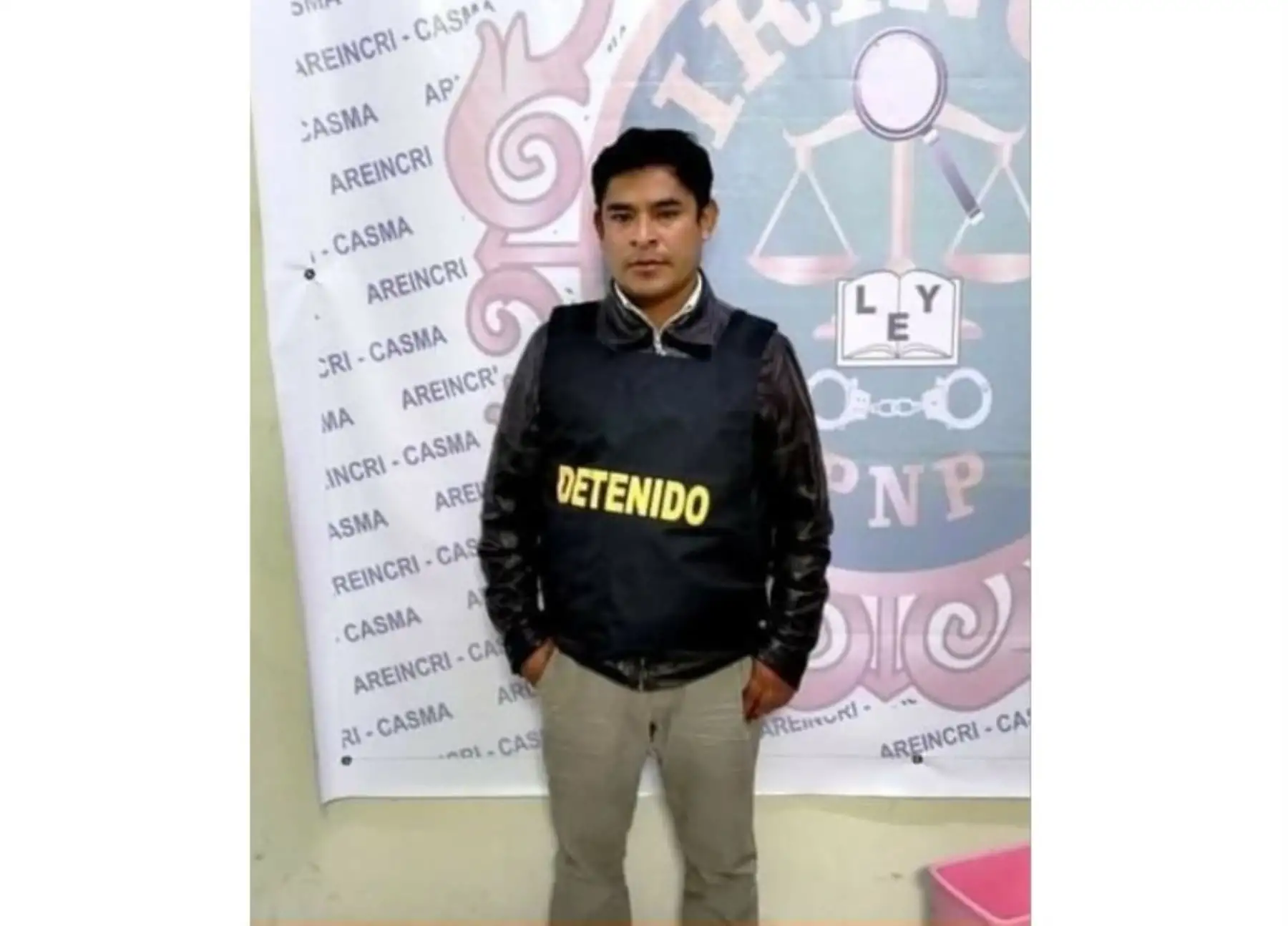 Policía Nacional de Áncash intervino al alcalde de Quillo, Santos Caballero Lacho, por participar de una reunión social en pleno toque de queda.
