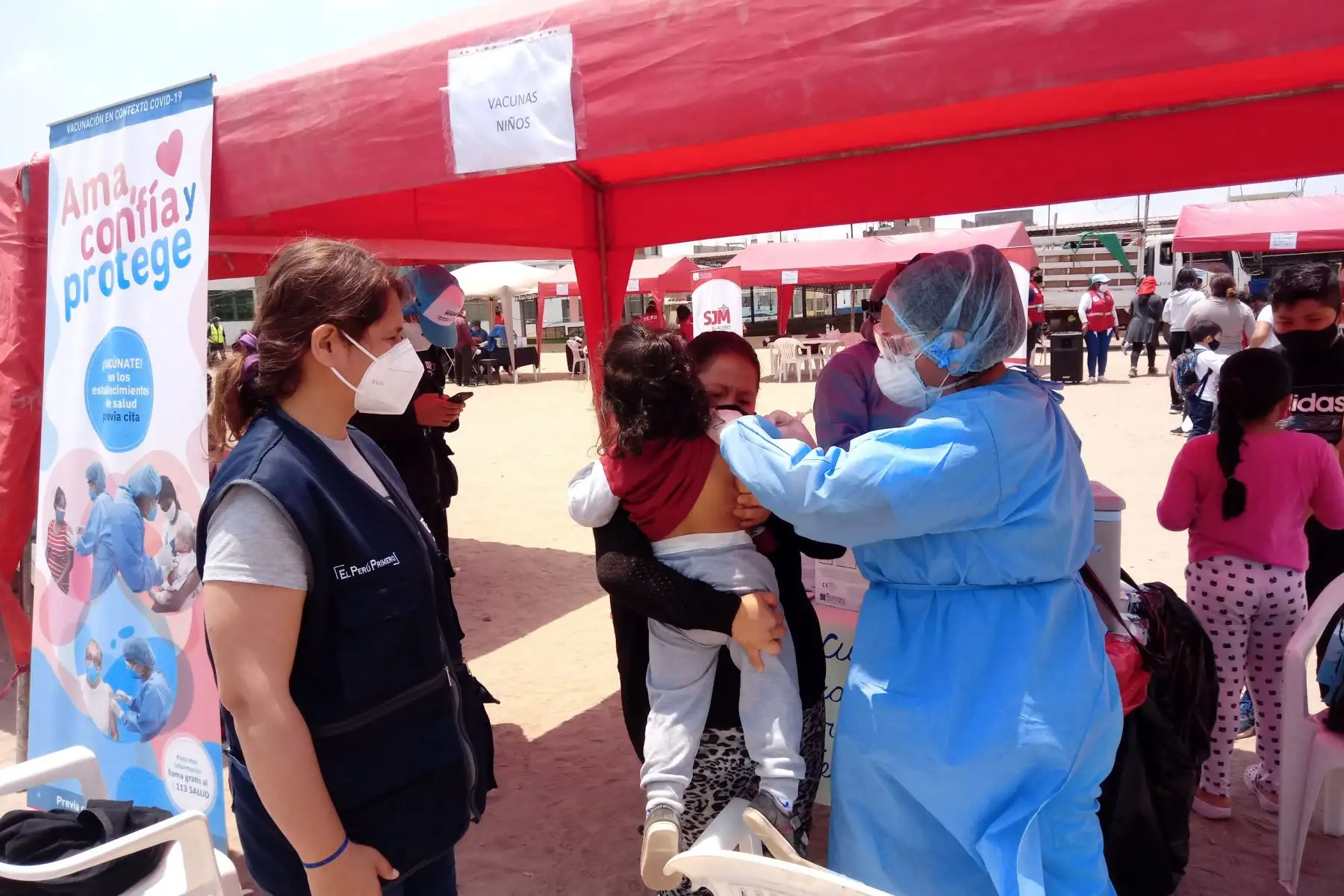 Duros Lima Sur realiza operación Tayta en Villa El Salvador y San Juan de Miraflores. Foto: Minsa