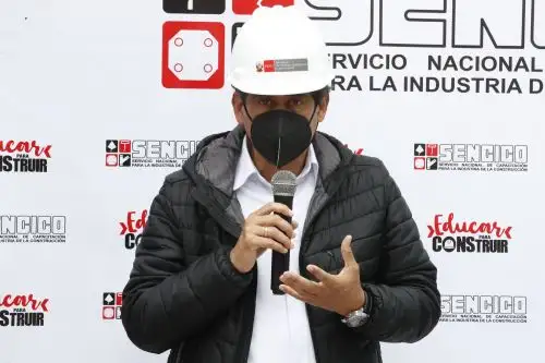 Ministro de Vivienda, Construcción y Saneamiento, Carlos Lozada. ANDINA/Difusión