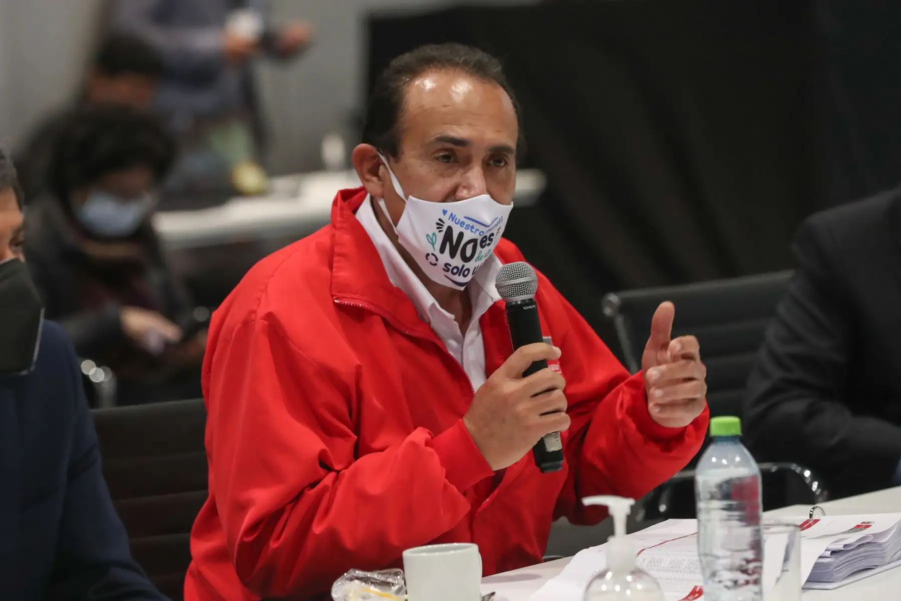 Presidente del Consejo de Ministros, Walter Martos, se reunió con el consejo directivo de la Asamblea Nacional de Gobiernos Regionales. Foto. PCM Presidente del Consejo de Ministros, Walter Martos, se reunió con el consejo directivo de la Asamblea Nacional de Gobiernos Regionales. Foto. PCM