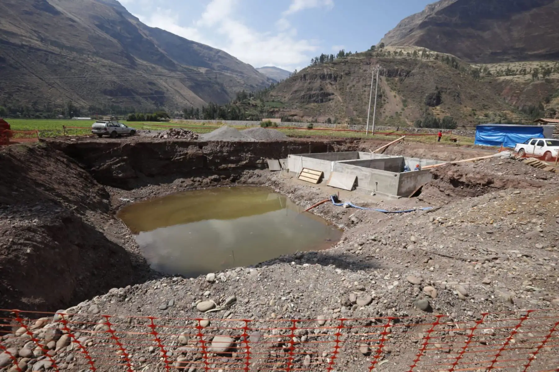 El ministro de Vivienda y Construcción Carlos Lozada  inspecciono el mejoramiento del servicio de agua potable y alcantarillado en Taray, provincia de Calca, en la región Cuzco. Foto: ANDINA/ MVCS
