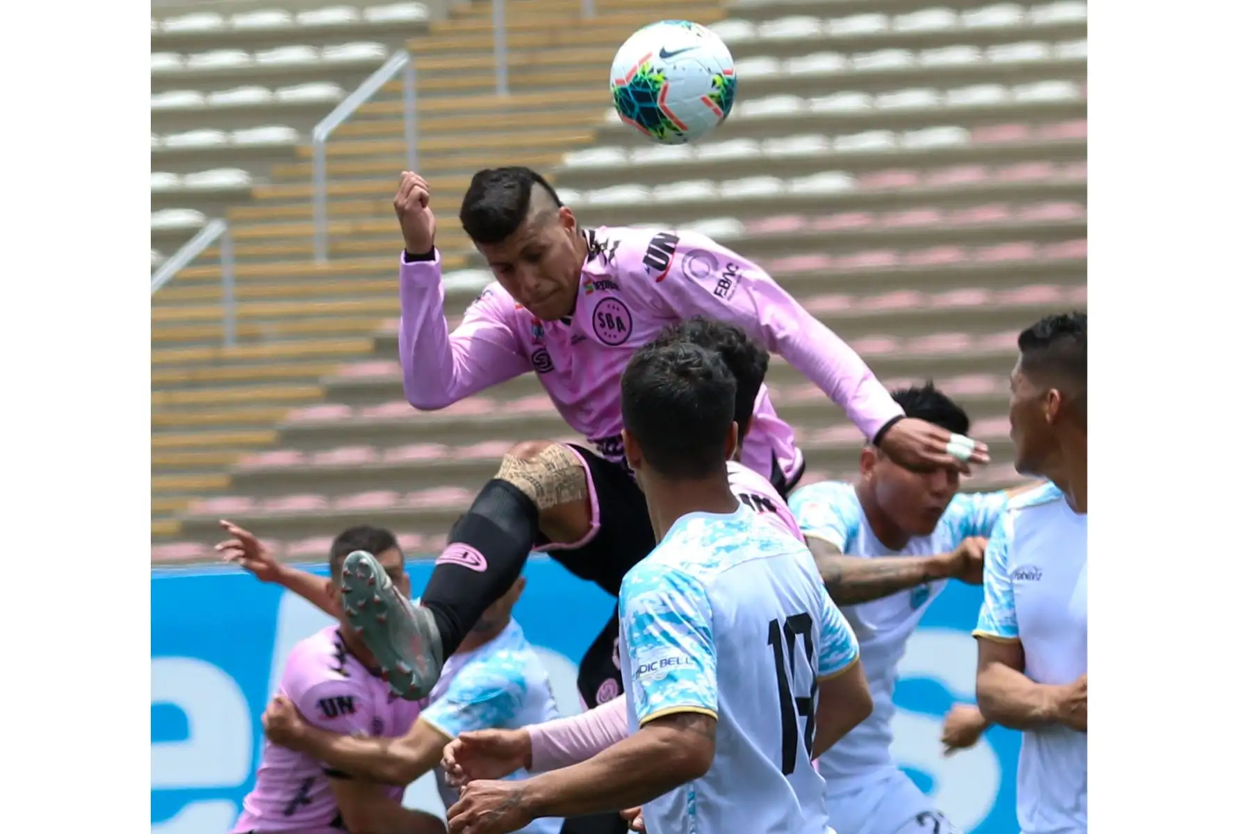 D. Llacuabamba vs Sport Boys, en partido de la fecha 1 Fase 2 de la Liga Movistar, en el estadio UNMSM. Foto: ANDINA/ Liga 1