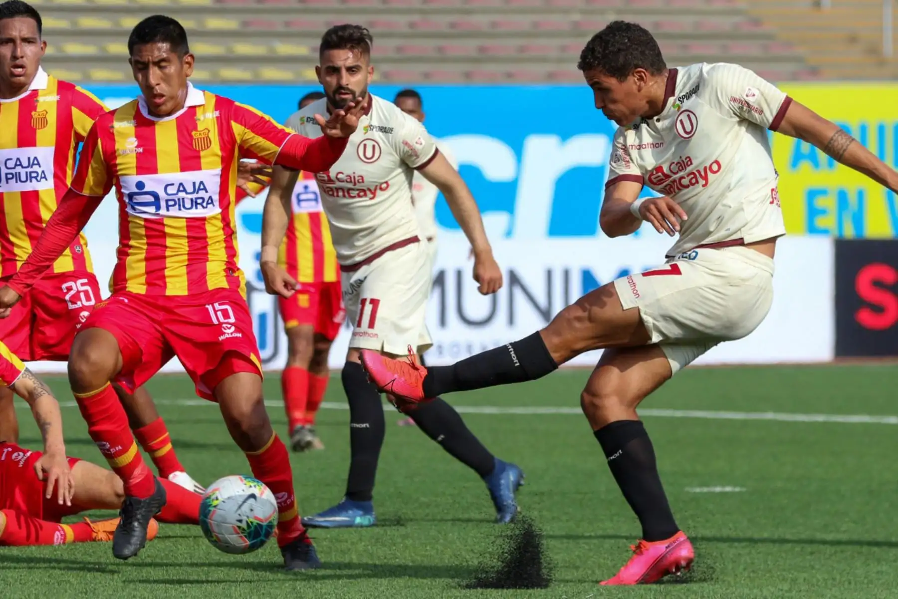 Universitario de Deporte empata 0 a 0 con Atlético Grau,  en partido de la fecha 1 Fase 2 de la Liga Movistar, en el estadio UNMSM. Foto: ANDINA/ Liga 1 Universitario de Deporte empata 0 a 0 con Atlético Grau,  en partido de la fecha 1 Fase 2 de la Liga Movistar, en el estadio UNMSM. Foto: ANDINA/ Liga 1