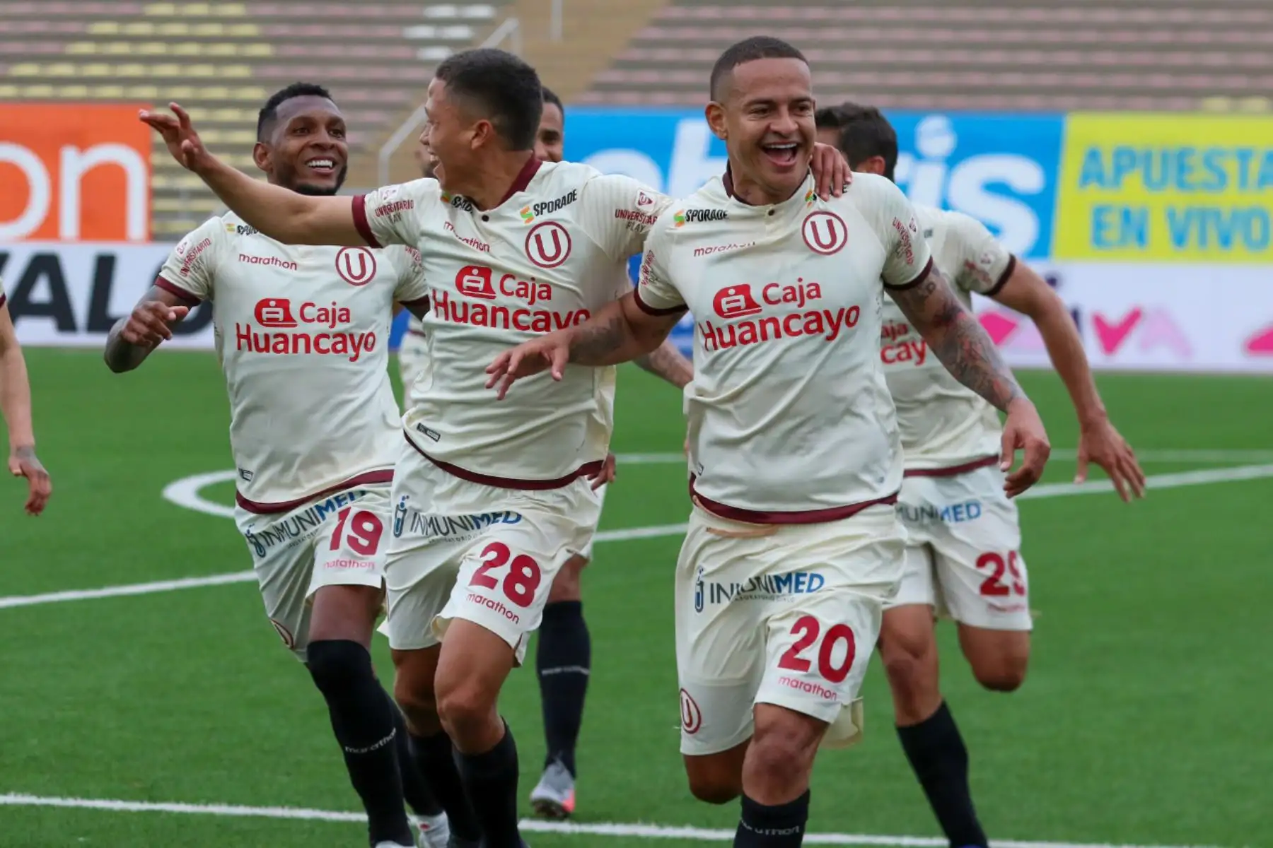 Donald Millán celebra su gol  del triunfo de Universitario de Deporte ante el Atlético Grau,  en partido de la fecha 1 Fase 2 de la Liga Movistar, en el estadio UNMSM. Foto: ANDINA/ Liga 1 Donald Millán celebra su gol  del triunfo de Universitario de Deporte ante el Atlético Grau,  en partido de la fecha 1 Fase 2 de la Liga Movistar, en el estadio UNMSM. Foto: ANDINA/ Liga 1