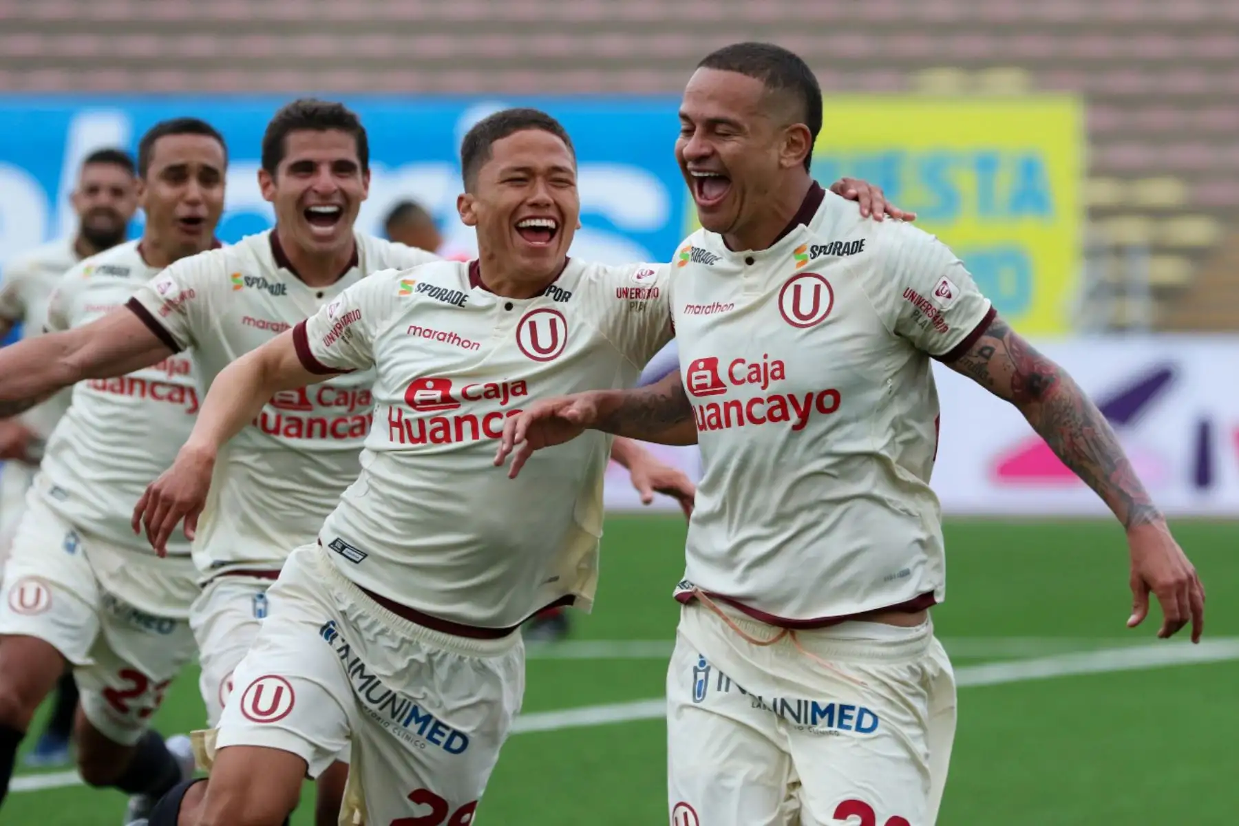 Donald Millán celebra su gol  del triunfo de Universitario de Deporte ante el Atlético Grau,  en partido de la fecha 1 Fase 2 de la Liga Movistar, en el estadio UNMSM. Foto: ANDINA/ Liga 1 Donald Millán celebra su gol  del triunfo de Universitario de Deporte ante el Atlético Grau,  en partido de la fecha 1 Fase 2 de la Liga Movistar, en el estadio UNMSM. Foto: ANDINA/ Liga 1