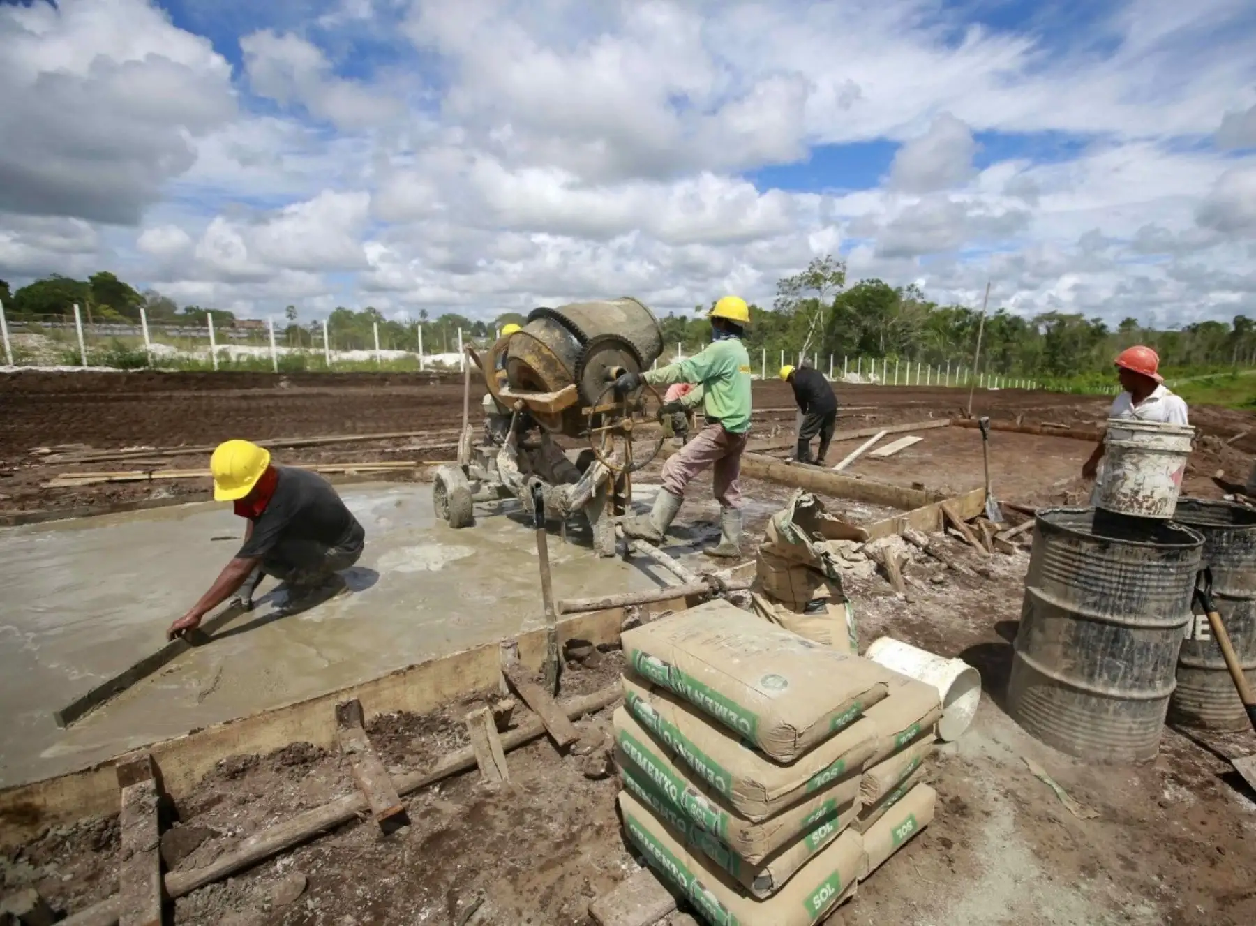 Ucayali recibe más de S/ 56 millones para ejecutar proyectos de agua, pistas y veredas.Foto:  ANDINA/Difusión