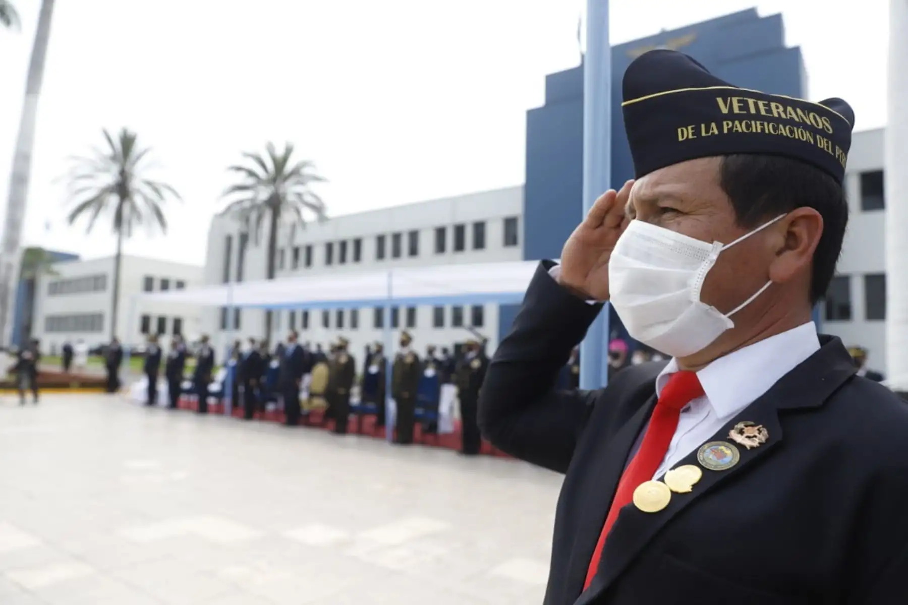 El presidente Martin Vizcarra, encabeza ceremonia por del Día del Veterano de Guerra y de la Pacificación Nacional, evento que honra el valor de miembros de las FF.AA. y Policía Nacional que participaron en conflictos en defensa de la soberanía nacional. Foto: ANDINA/ Prensa Presidencia
