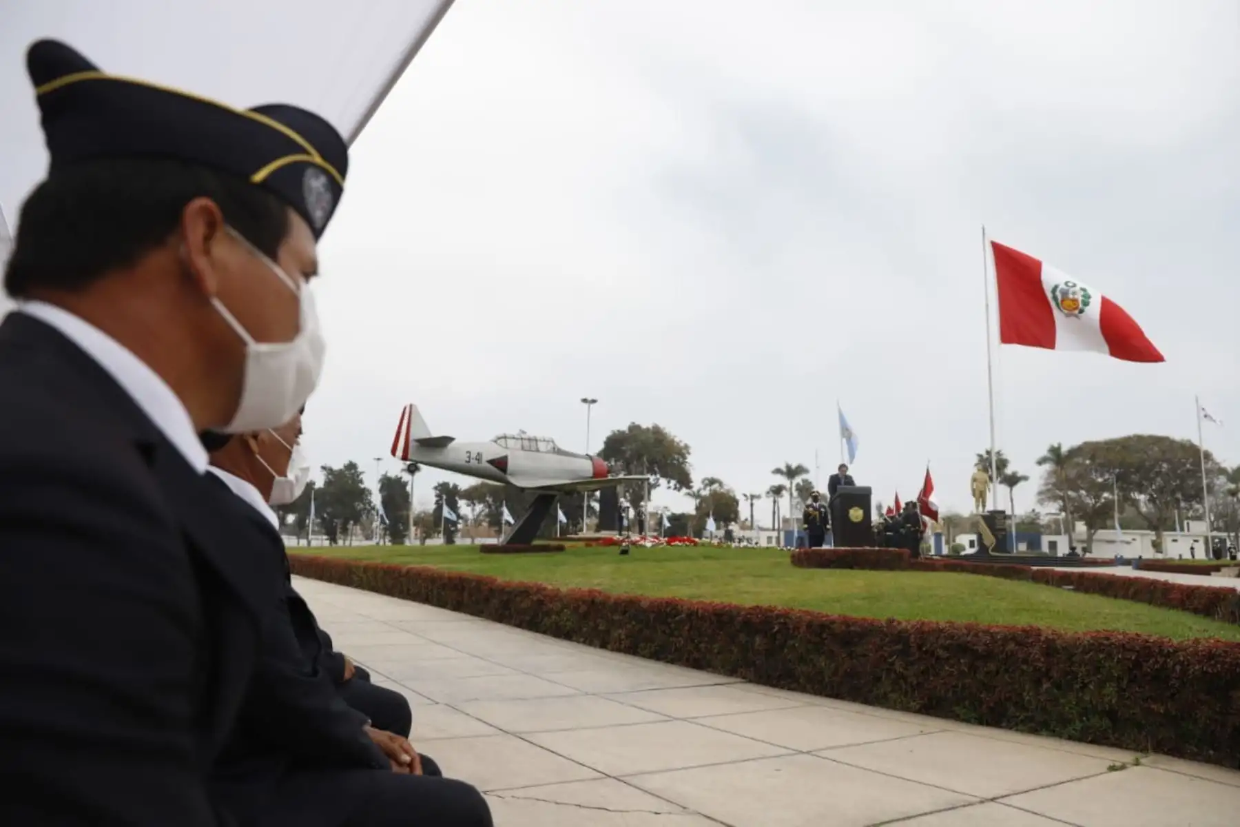 El presidente Martin Vizcarra, encabeza ceremonia por del Día del Veterano de Guerra y de la Pacificación Nacional, evento que honra el valor de miembros de las FF.AA. y Policía Nacional que participaron en conflictos en defensa de la soberanía nacional.
Foto: ANDINA/Prensa Presidencia