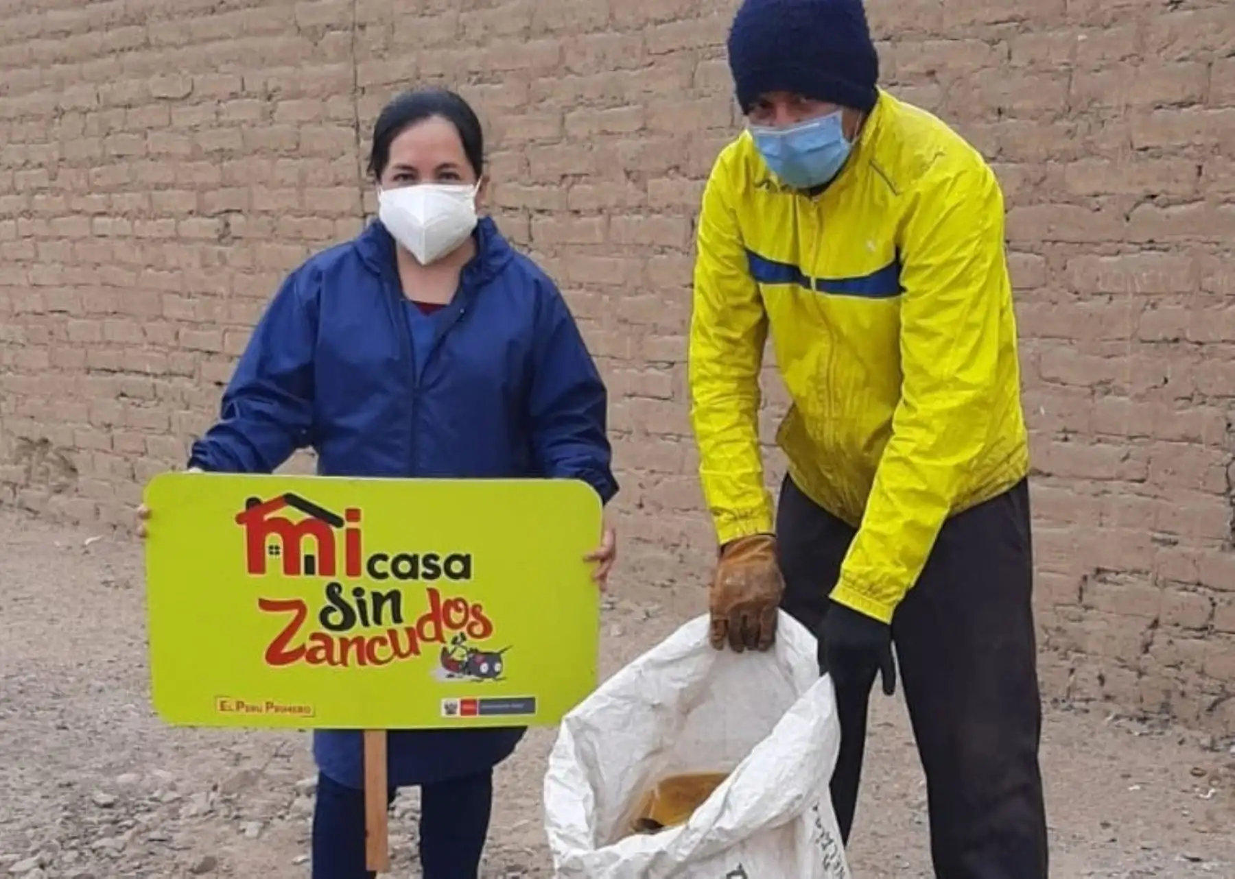 Batallón antidengue de La Libertad intervino 8,570 viviendas de esa región para eliminar criaderos de zancudo transmisor del dengue y otras enfermedades. ANDINA/Difusión