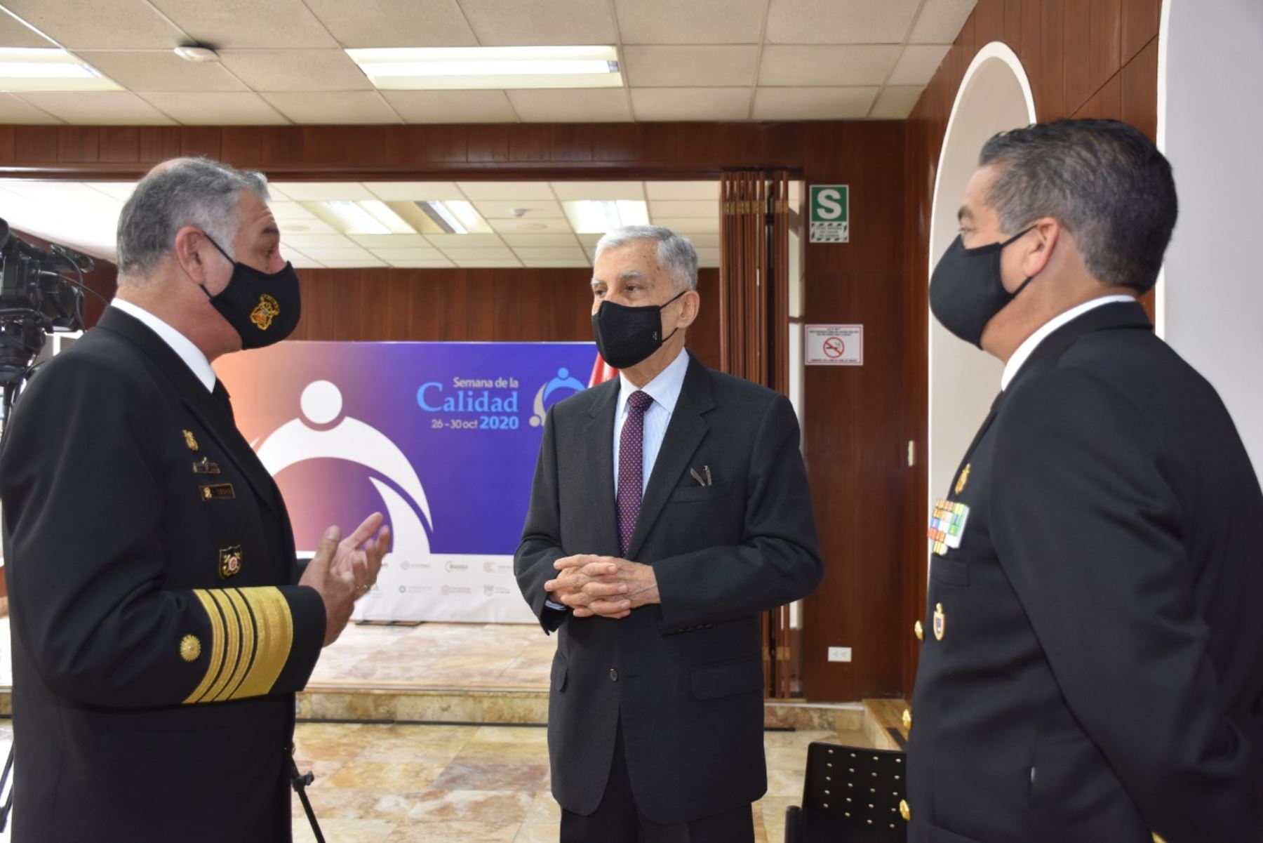 Marina de Guerra del Perú recibió el “Premio Nacional a la Calidad” y la medalla Líder en Calidad categoría Oro. Foto: Marina de Guerra del Perú