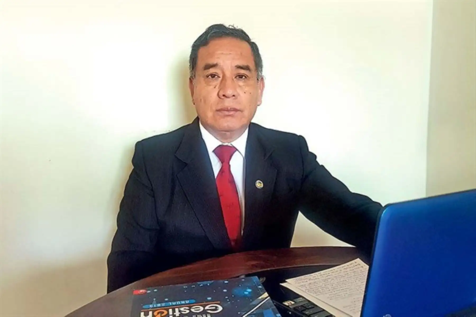 Para Wilfredo Laura Contreras, “Pasco tiene más de medio siglo de explotación minera a tajo abierto, pero aporta al Perú cultura e historia. Eso vamos a mostrarlo". Es su tarea para conmemorar el Bicentenario.