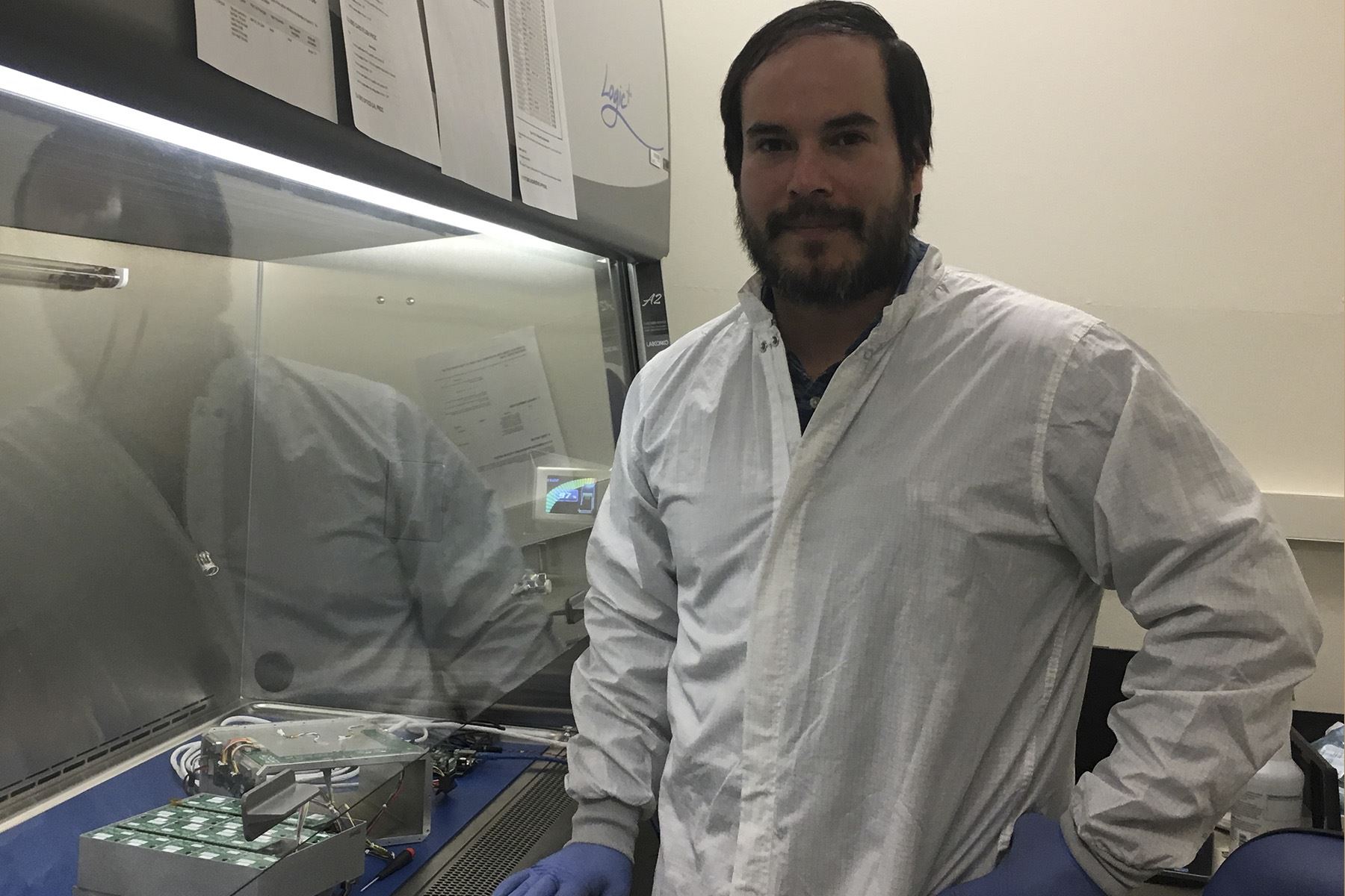 Sergio Santa María es parte de la misión BioSentinel que medirá los efectos de la radiación del espacio profundo en los organismos vivos (Fotos: Archivo personal)