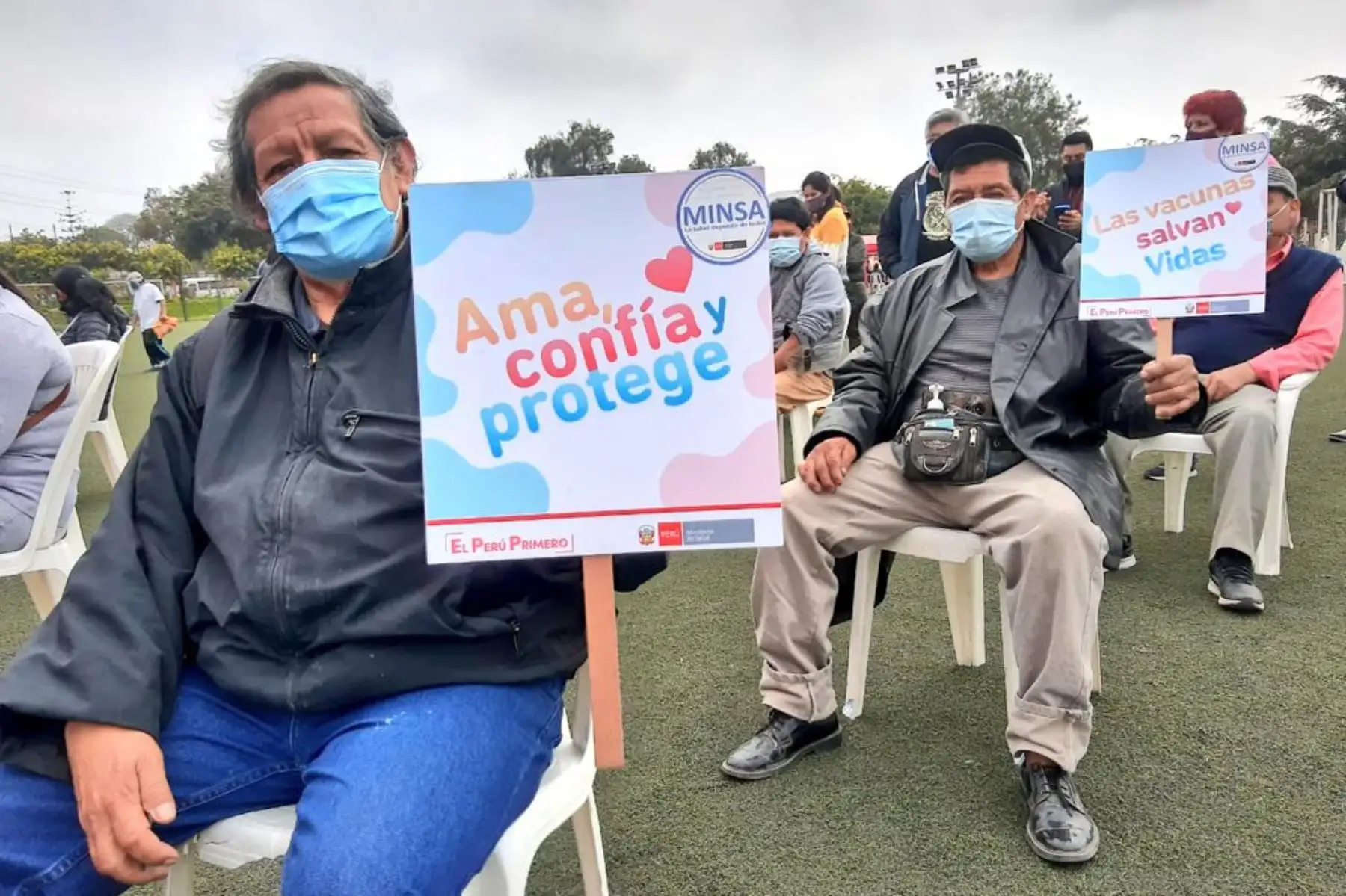 Equipos de respuesta rápida del Minsa realizan descarte de covid-19 a más de 1000 vecinos de Lima Norte con pruebas moleculares en el Centro Rápido de Atención Temporal instalado en el parque ecológico Mayta Cápac en San Martín de Porres.

Foto:ANDINA/MINSA