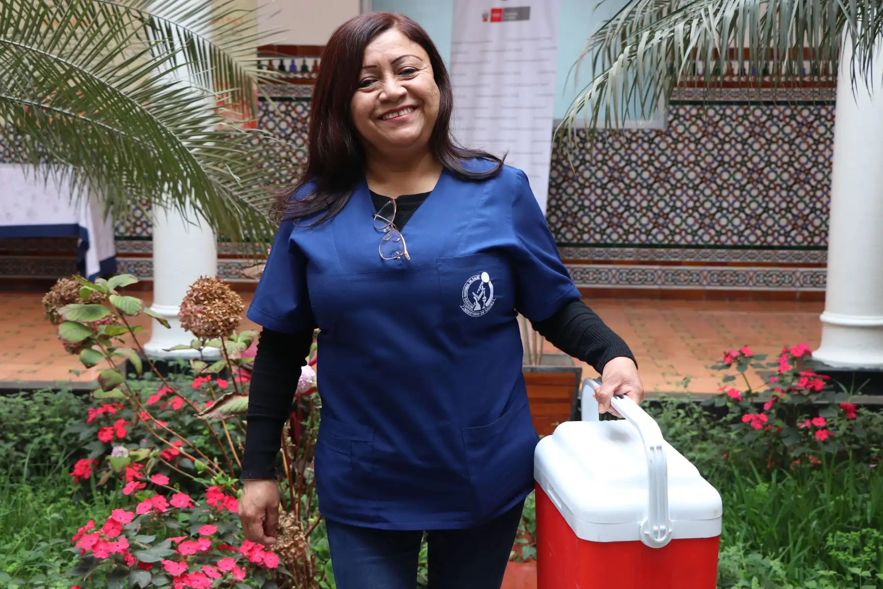 Isabel Fernández Silva, técnica de laboratorio del Instituto Nacional de Salud (INS), ha tomado más de 1,000 pruebas de hisopado nasofaríngeo para descartar la presencia del covid-19.Foto: ANDINA/INS