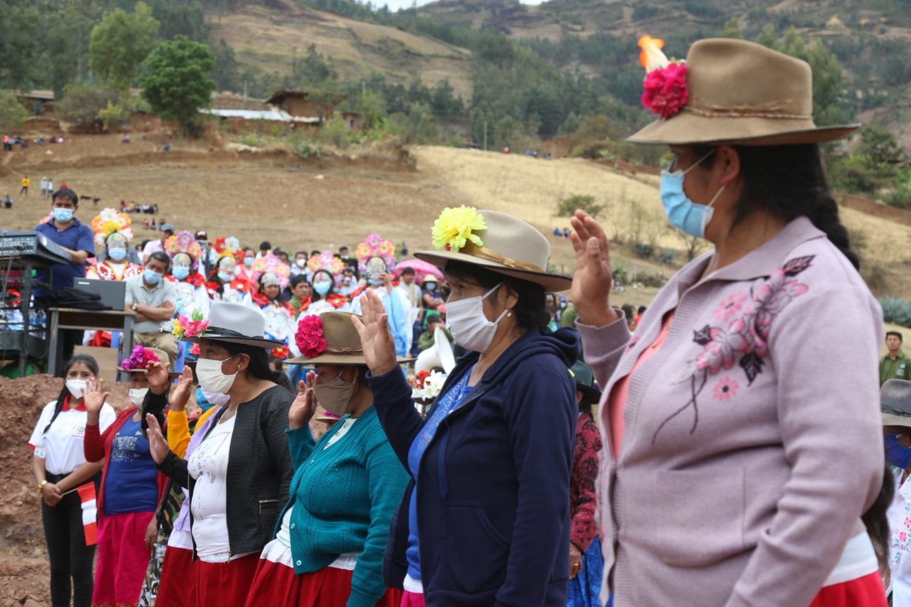 El primer voluntariado quechuahablante, integrado por 15 mujeres, impulsará el desarrollo del distrito de Urpay, región La Libertad. Foto: ANDINA/Difusión