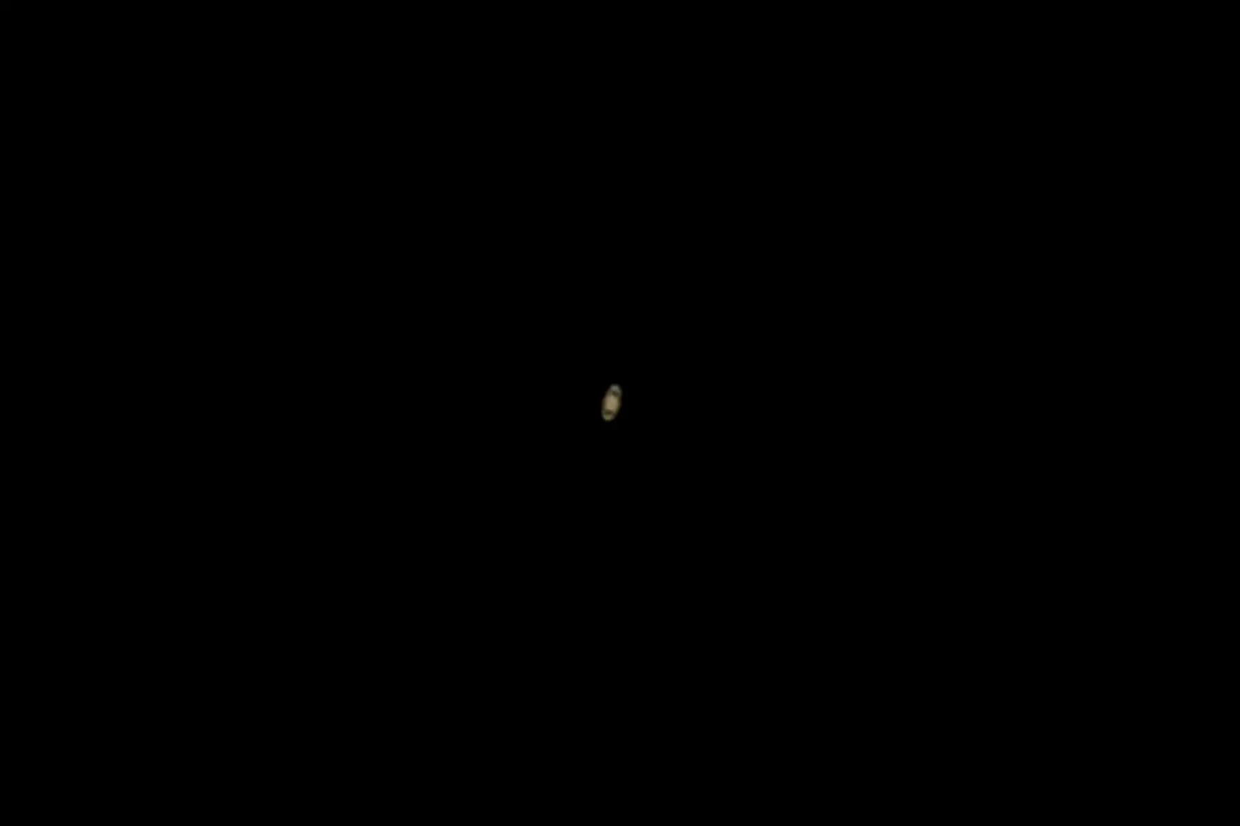 El planeta Saturno, caracterizada por sus anillos, también se pudo observar esta noche. Foto: ANDINA/Carlos Lezama