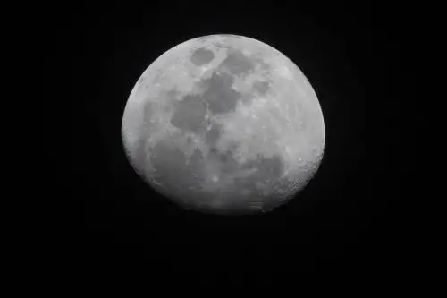 Nuestro satélite, La Luna, en la noche del 27 de octubre del 2020 en una conjunción. Foto: ANDINA/Carlos Lezama