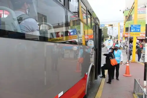 Metropolitano: ATU pone en servicio 115 vehículos para atender las rutas alimentadoras. Foto: ANDINA/difusión.