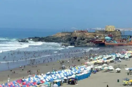 Mollendo, en Arequipa, cuenta con otras playas en su litoral que están en proceso de cumplir con los  primeros protocolos sanitarios para recibir a los veraneantes. Foto: ANDINA/Difusión
