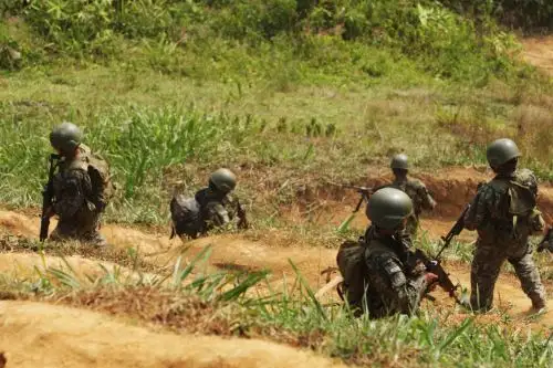 Un soldado herido dejó el ataque perpetrado hoy por presuntos terroristas contra una base militar en el Vraem. ANDINA/Difusión