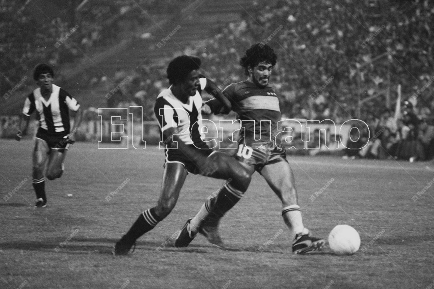 Diego Maradona cumple 60 años: recuerda su inolvidable paso por Perú | Noticias | Agencia Peruana de Noticias Andina