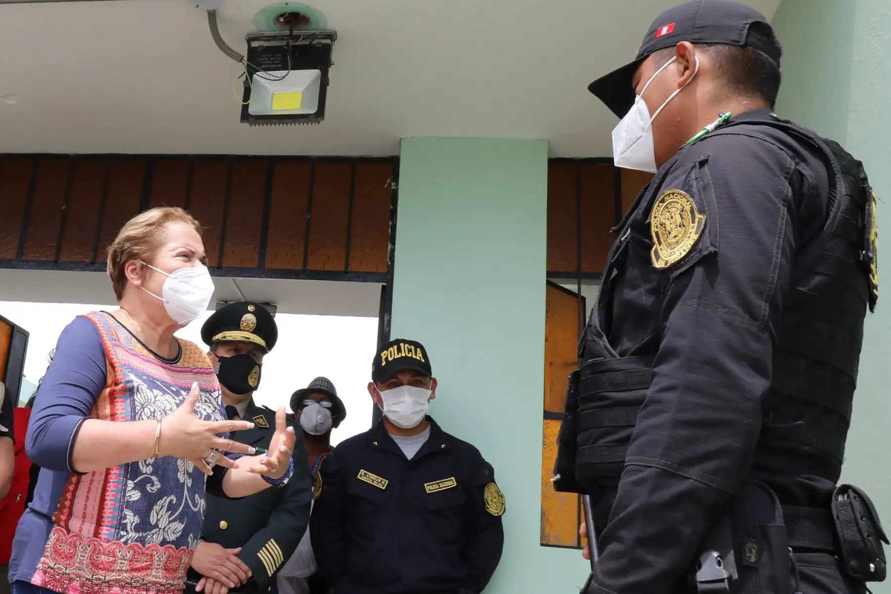 La ministra de la Mujer y Poblaciones Vulnerables, Rosario Sasieta Morales, inauguró el Centro Emergencia Mujer Comisaría PNP Sunampe, que está ubicado en Chincha. Con este local, que atenderá a mujeres y grupo familiar víctimas de violencia, se han abierto ocho nuevos CEM en comisarías en lo que va del año. Foto: Mimp