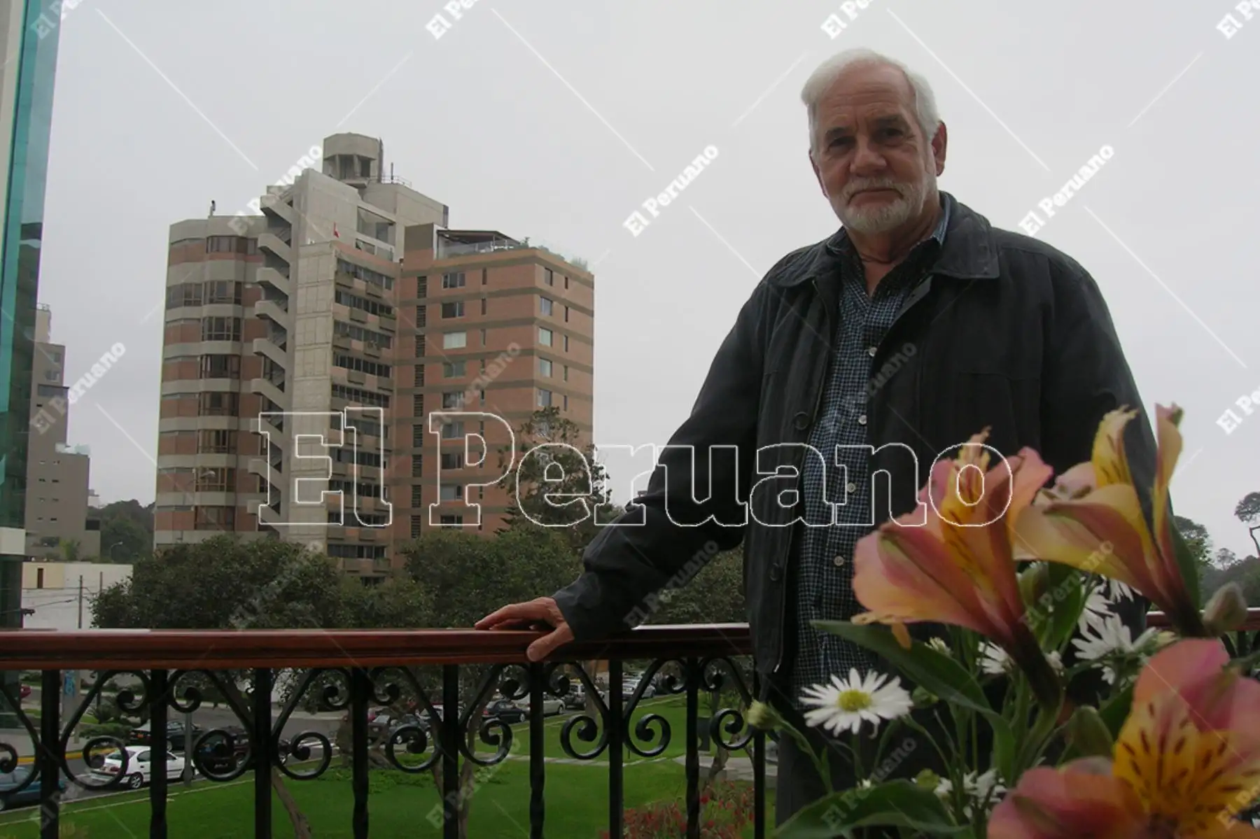 Lima -4 agosto 2006 / Entrevista al actor Ricardo Blume en el Country Club de San Isidro. Foto: Archivo Histórico de El Peruano