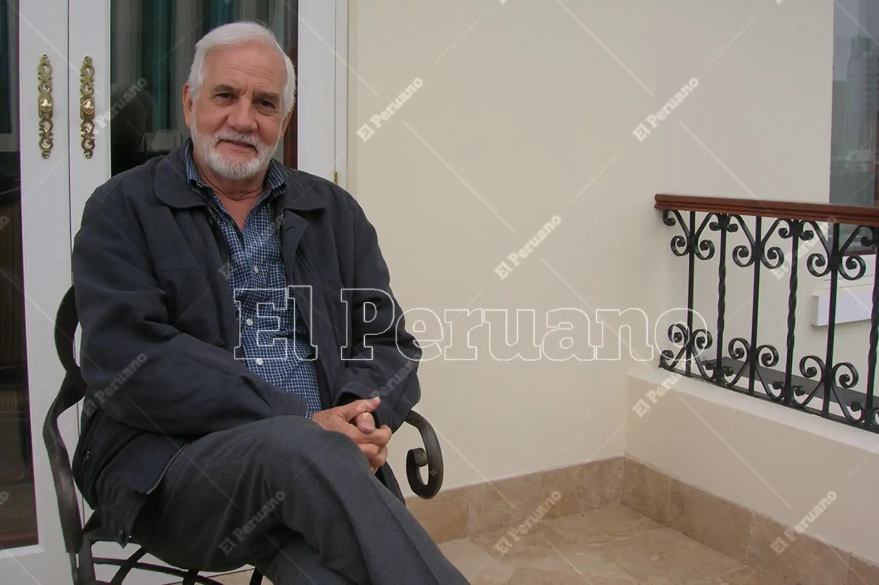 Lima -4 agosto 2006 / Entrevista al actor Ricardo Blume en el Country Club de San Isidro. Foto: Archivo Histórico de El Peruano