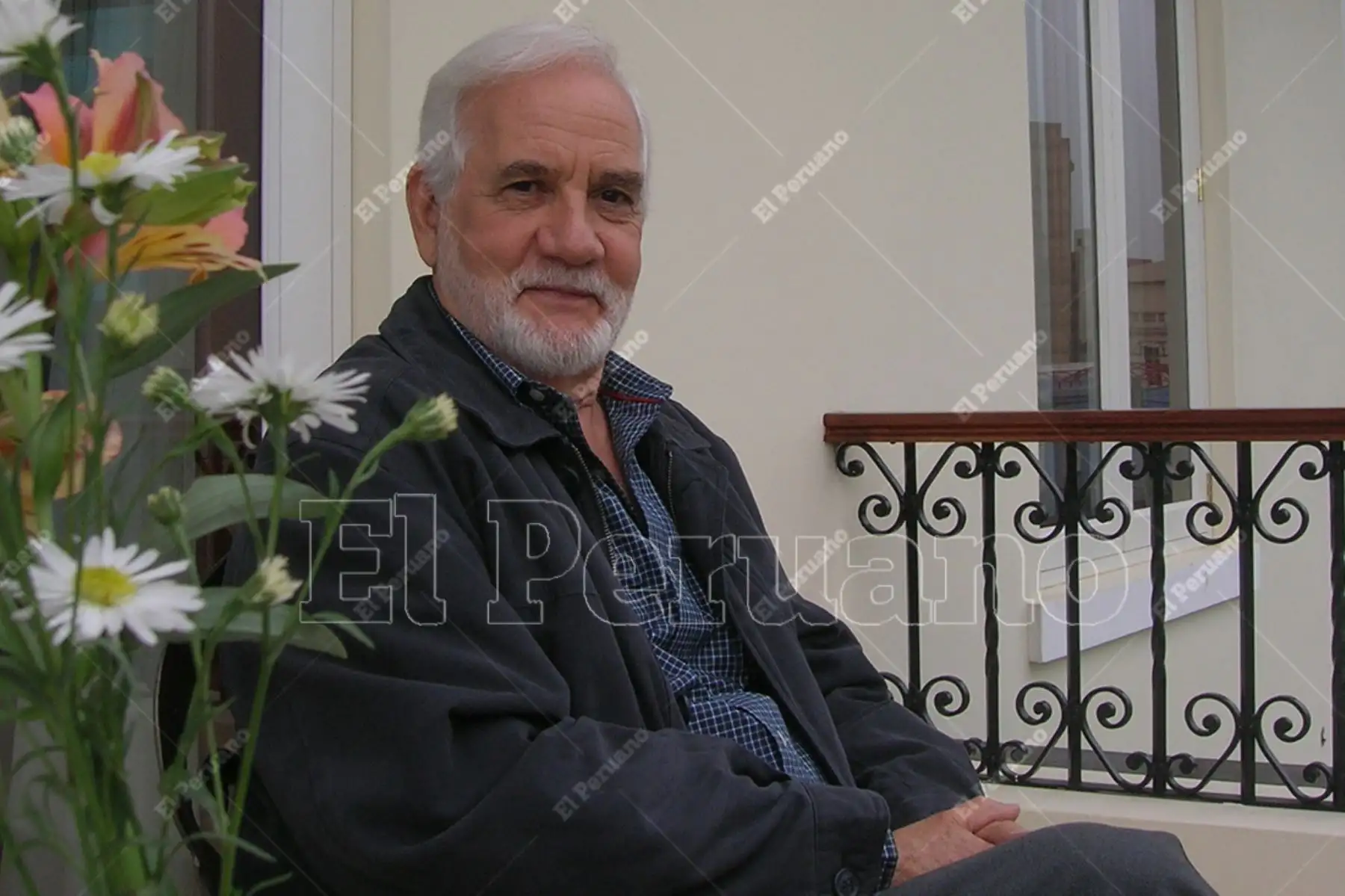 Lima -4 agosto 2006 / Entrevista al actor Ricardo Blume en el Country Club de San Isidro. Foto: Archivo Histórico de El Peruano