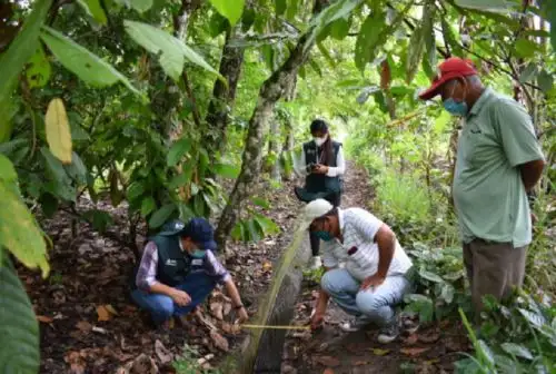 El Ministerio de Agricultura y Riego (Minagri), a través de la Autoridad Nacional del Agua (ANA), actualiza el inventario de la infraestructura hidráulica en el sector hidráulico menor Urubamba Vilcanota baja. Foto: Minagri/ANA