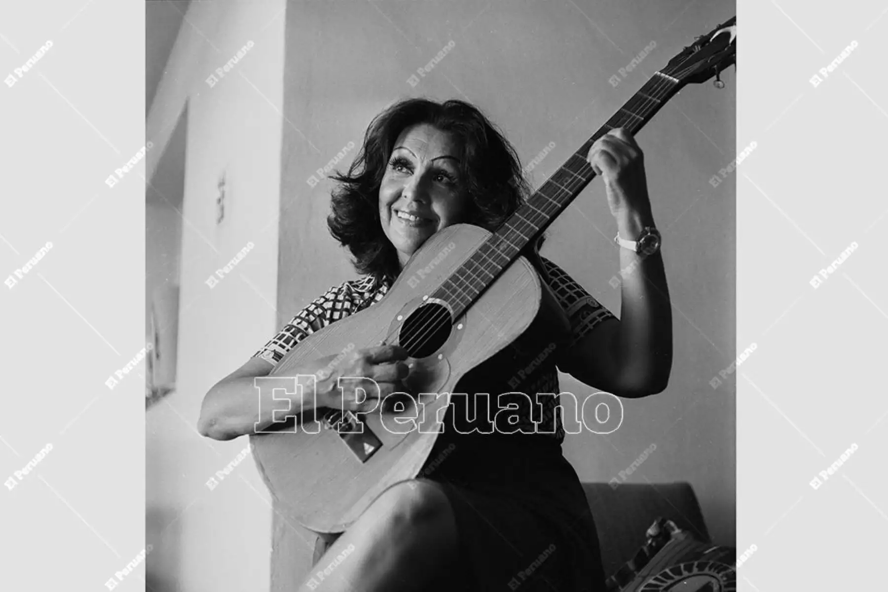 Lima - 8 marzo 1977 / Alicia Lizárraga, considerada una las cinco grandes de la canción criolla.  Foto: Archivo Histórico de El Peruano / Rómulo Luján