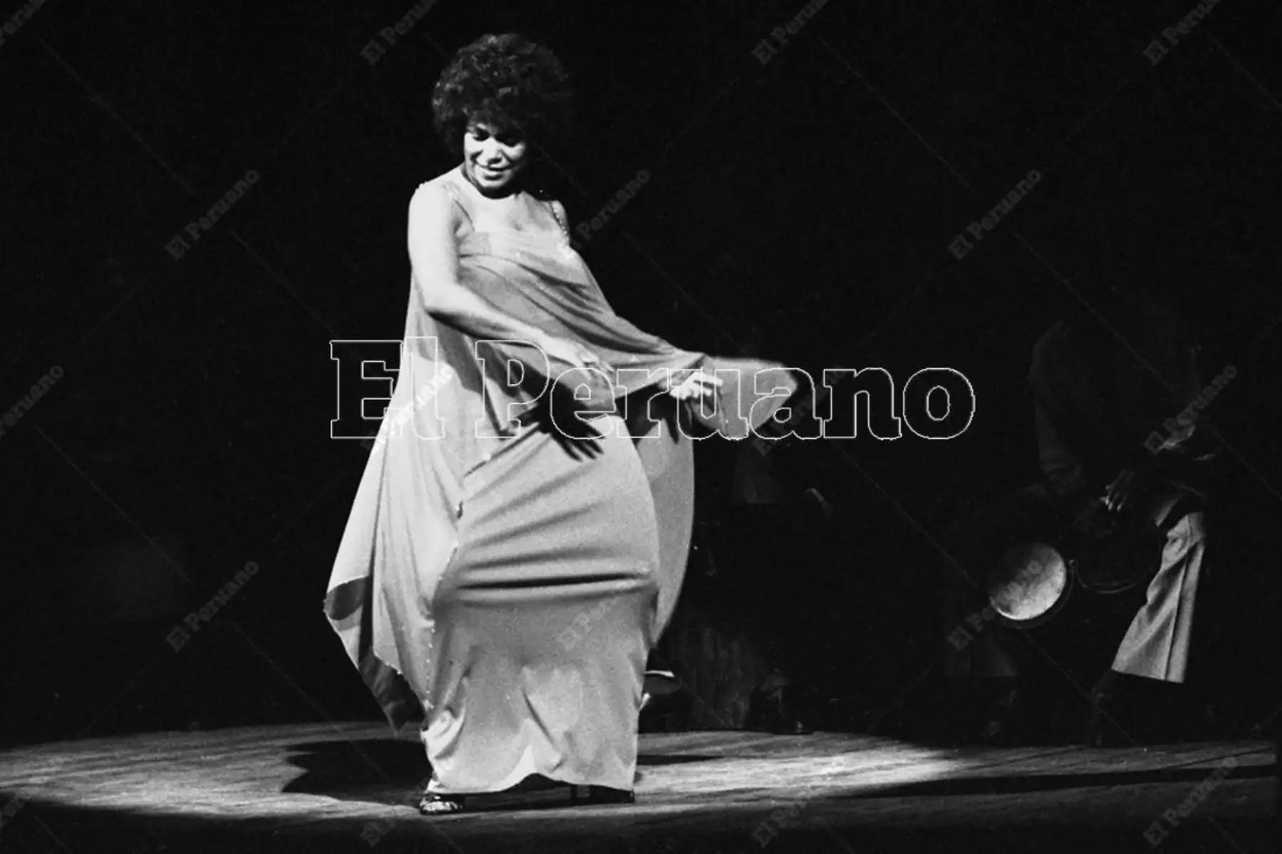Lima - 26 febrero 1980 / La cantante Eva Ayllón en concierto. Foto: Archivo Histórico de El Peruano / Leoncio Mariscal