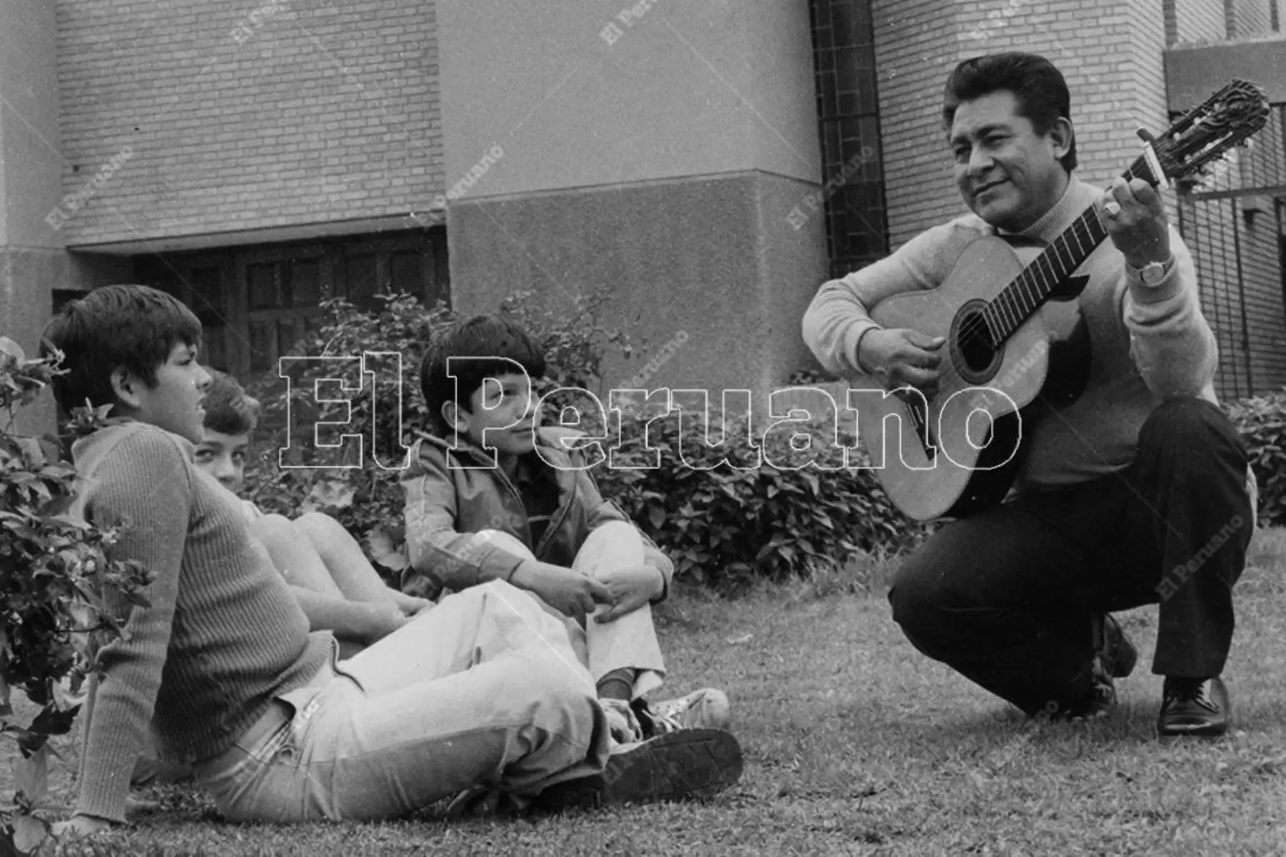 Lima - 20 julio1977 / Luis Abanto Morales, cantante y compositor criollo. Foto Archivo Histórico de El Peruano