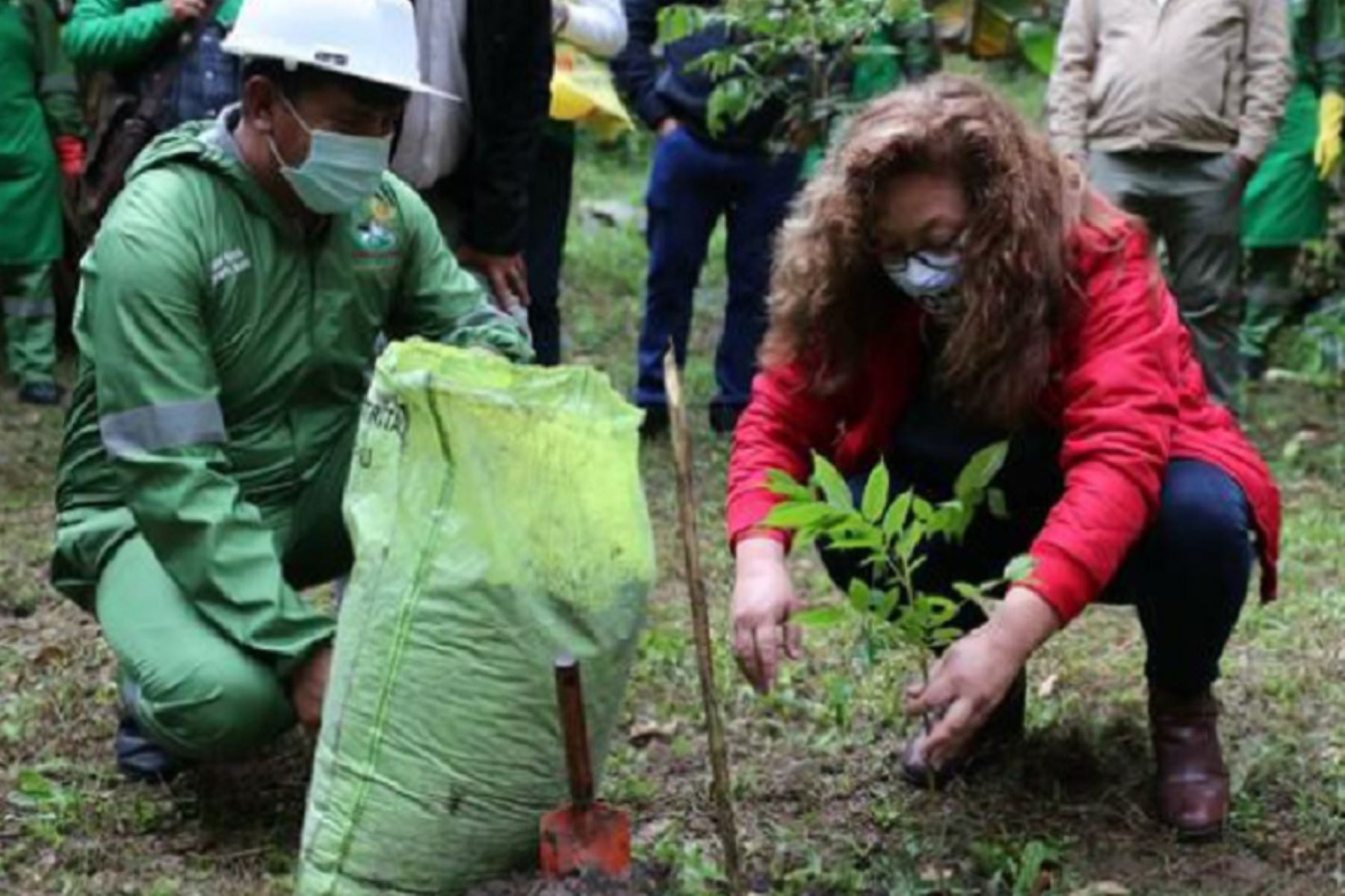 La Ministra de Ambiente Kirla Echegaray y el alcalde Darwin Baca, supervisaron las acciones sostenibles realizadas en la planta de valorización, en el distrito de MachuPicchu. Foto:ANDINA/ Minam