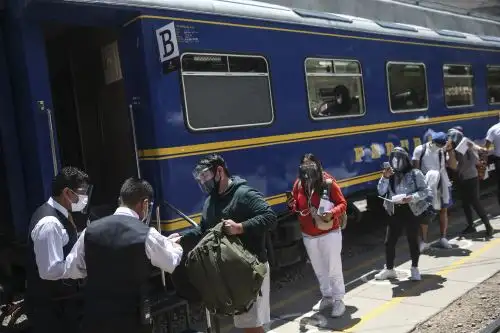 A las 08:30 horas partirá el primer tren de la estación de Ollantaytambo con destino a Machu Picchu pueblo. ANDINA/Jhonel Rodríguez Robles