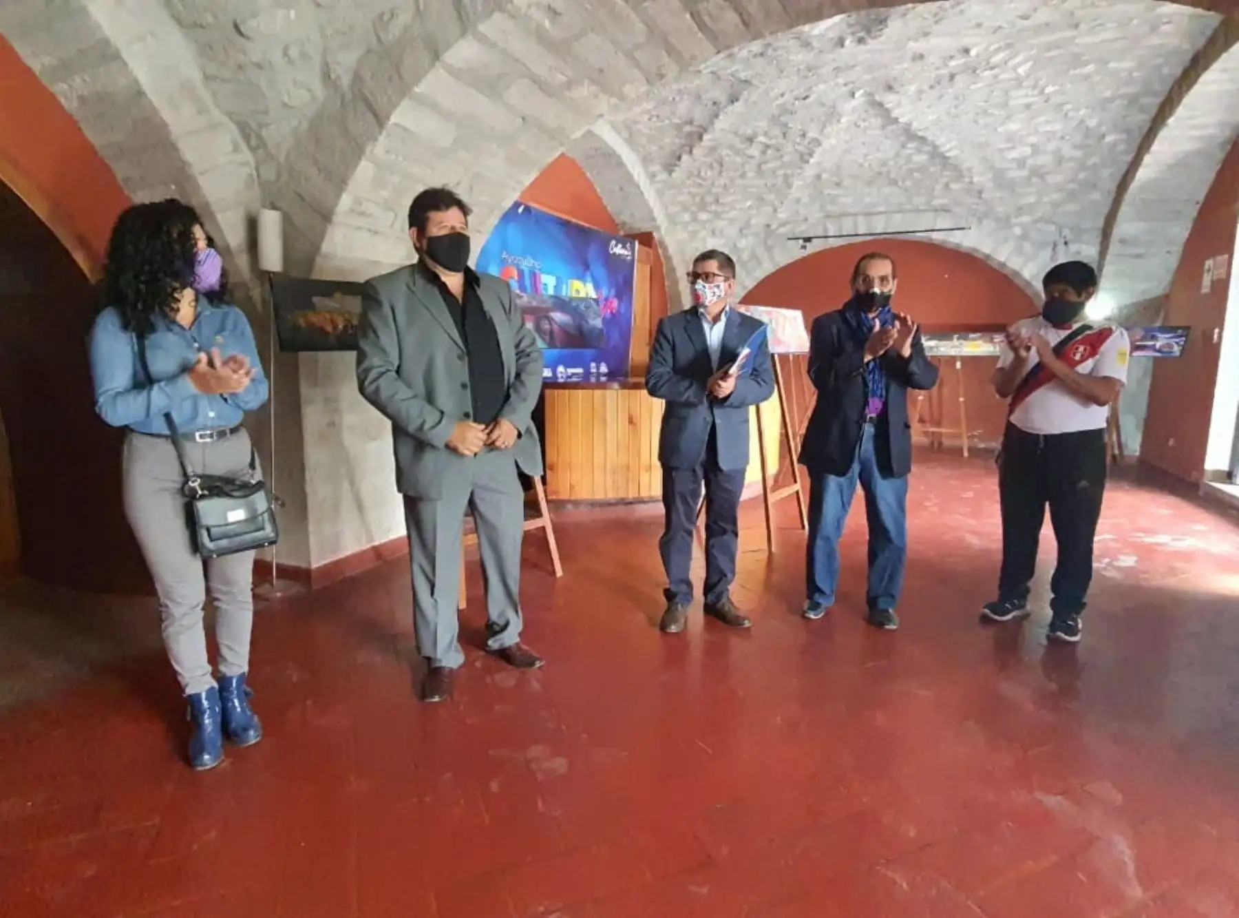 Con una exposición de pinturas y otras actividades la Municipalidad de Huamanga, en Ayacucho, inició las celebraciones por el Bicentenario de la Independencia. ANDINA/Difusión