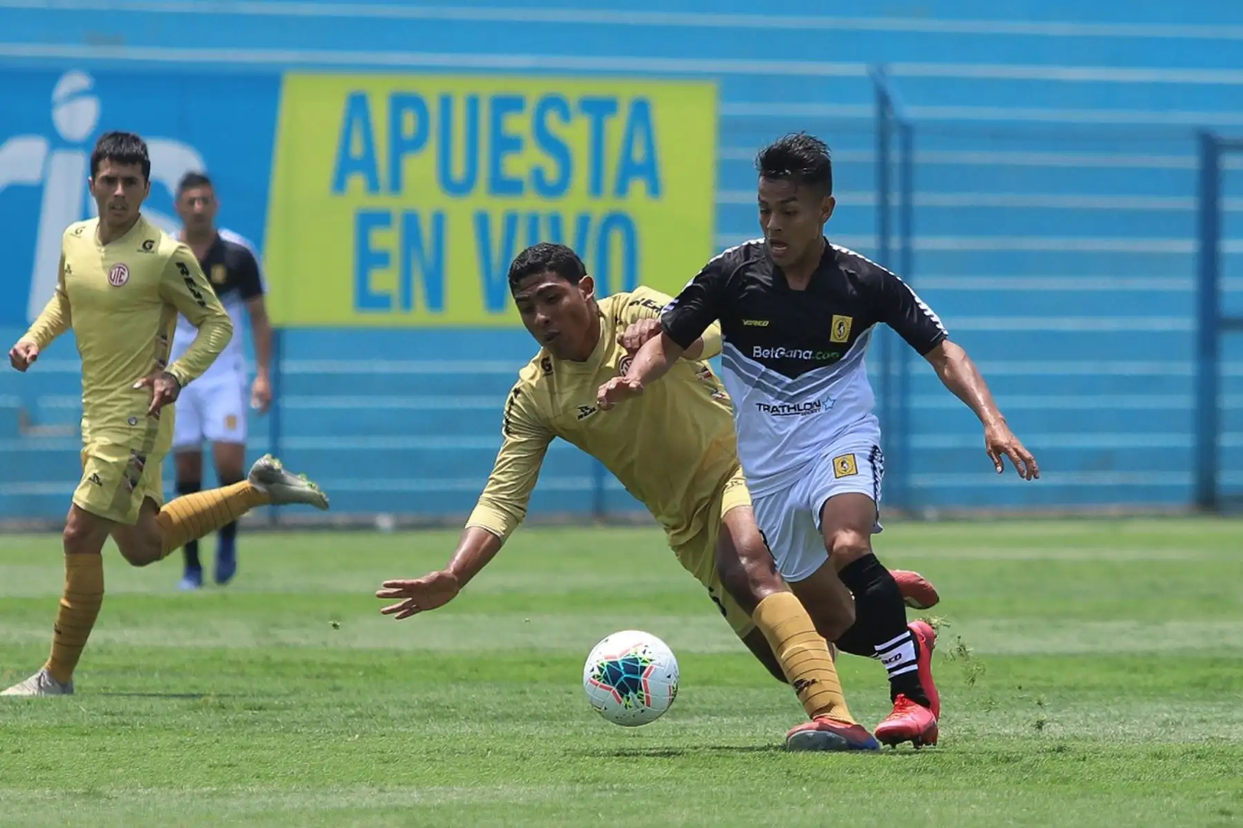 UTC y Cantolao se enfrentan por la tercera jornada de la fase 2 de la Liga 1, en el estadio Alberto Gallardo. Foto: Liga 1