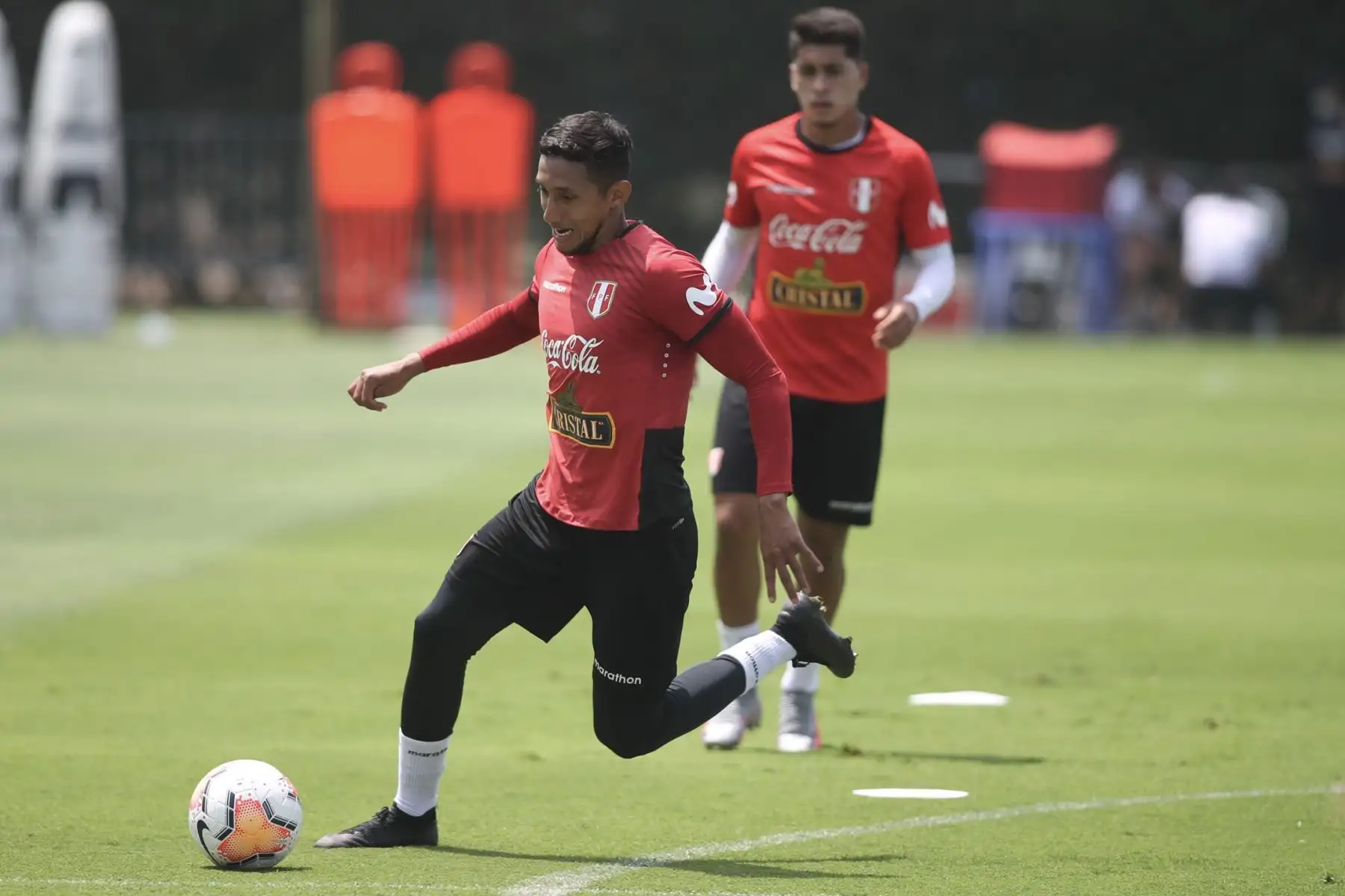Christofer Gonzáles de la Selección peruana realiza su segundo día de entrenamientos en Videna con miras a las fechas 03 y 04 de las Clasificatorias Qatar 2022. Foto: @SeleccionPeru