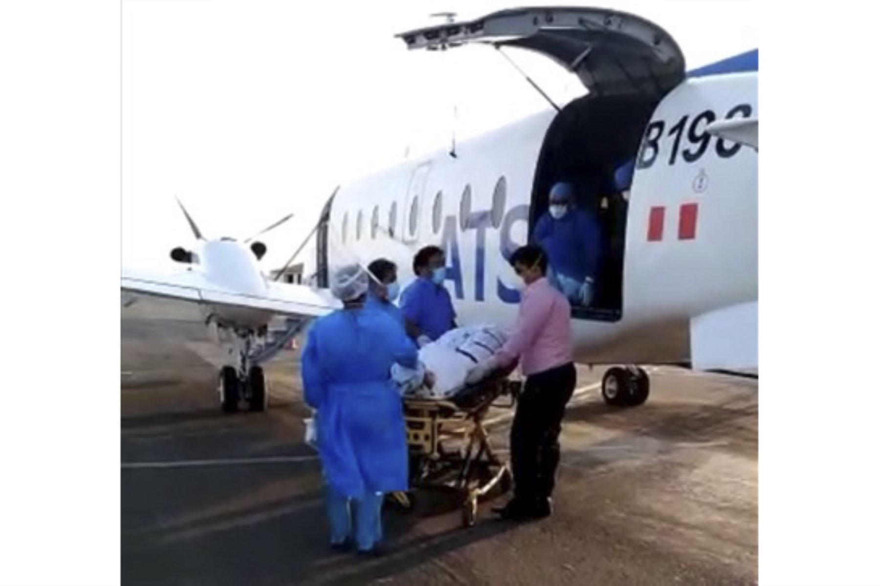 En una ambulancia aérea fueron trasladados desde Chiclayo hasta Lima tres pacientes con graves quemaduras. Foto: ANDINA/Difusión