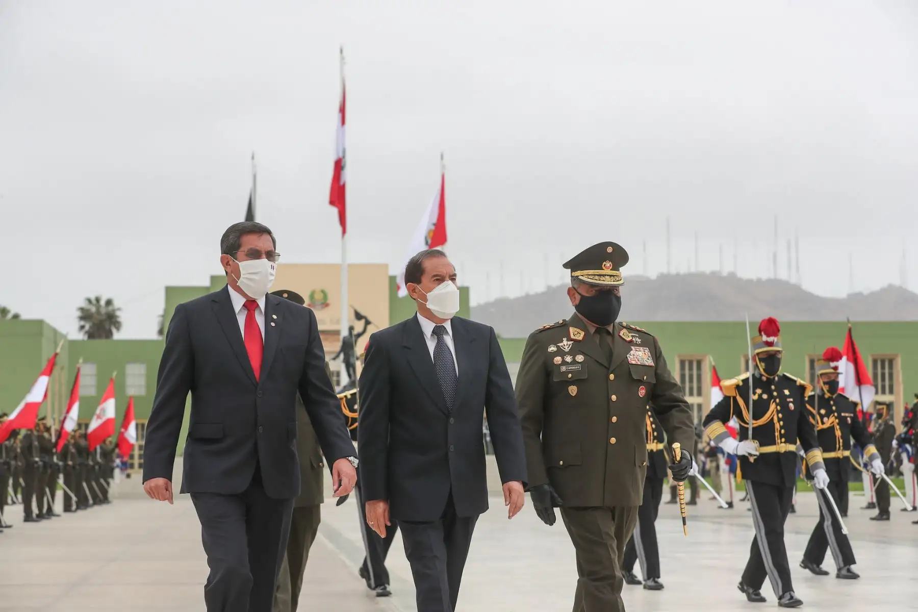 Presidente del Consejo de Ministros Walter Martos participó de la ceremonia por el 204 aniversario del natalicio del coronel Francisco Bolognesi y el día del soldado en la Escuela Militar de Chorrillos.

Foto: ANDINA/PCM