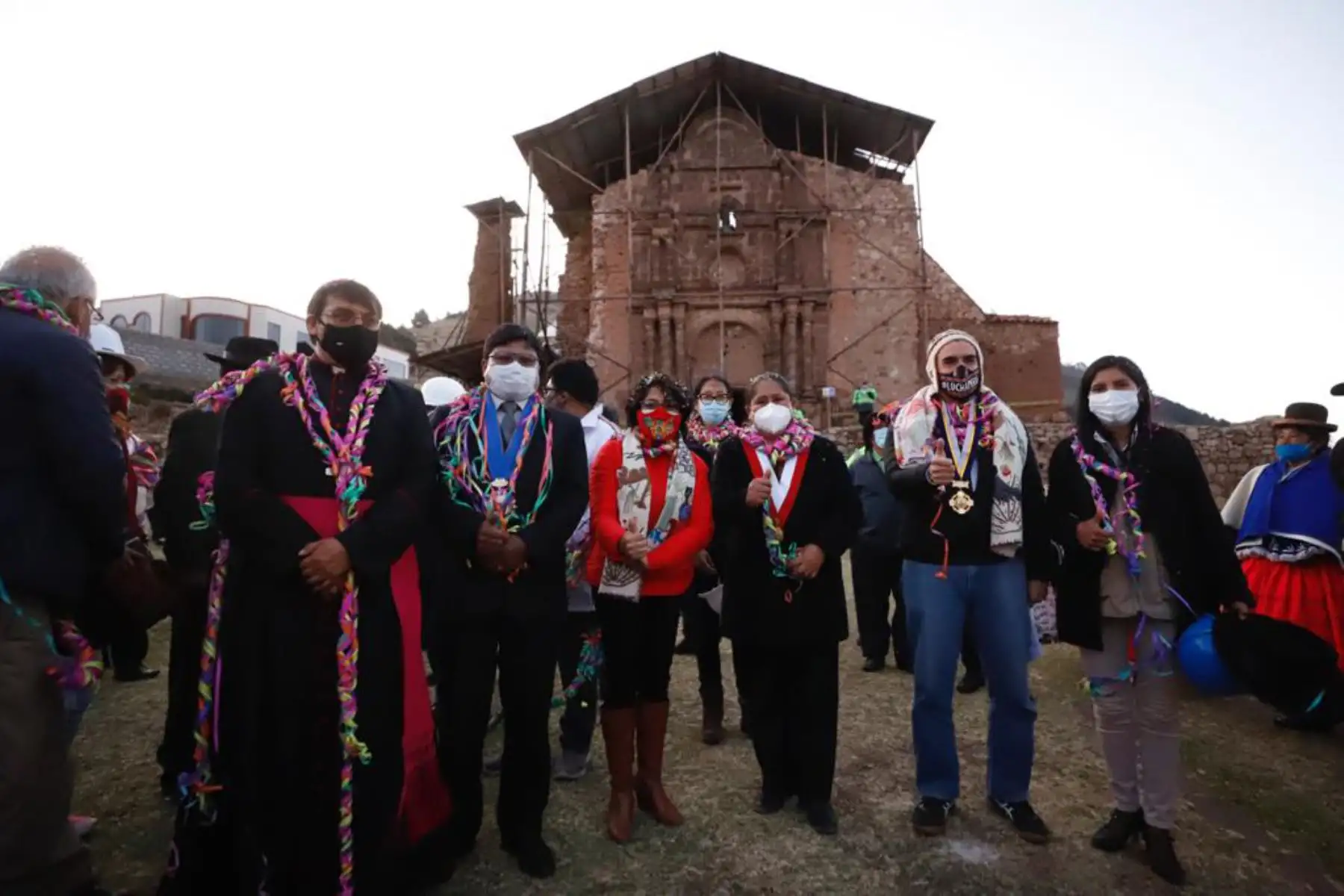 El Templo Santa Cruz de Jerusalén de Juli fue construido en la época colonial, contiene arte barroco y tallado en piedra granítica. Este distrito fue el centro cultural y religioso de la comunidad jesuita en el Perú, entre los siglos XVI y XVIII.
Foto: Ministerio de Cultura