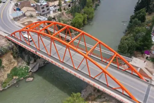 La ejecución de estas obras, a cargo de Provías Nacional, órgano ejecutor del Ministerio de Transportes y Comunicaciones (MTC), forma parte del Programa de Puentes proyectados para las regiones Cajamarca y La Libertad. ANDINA/Archivo
