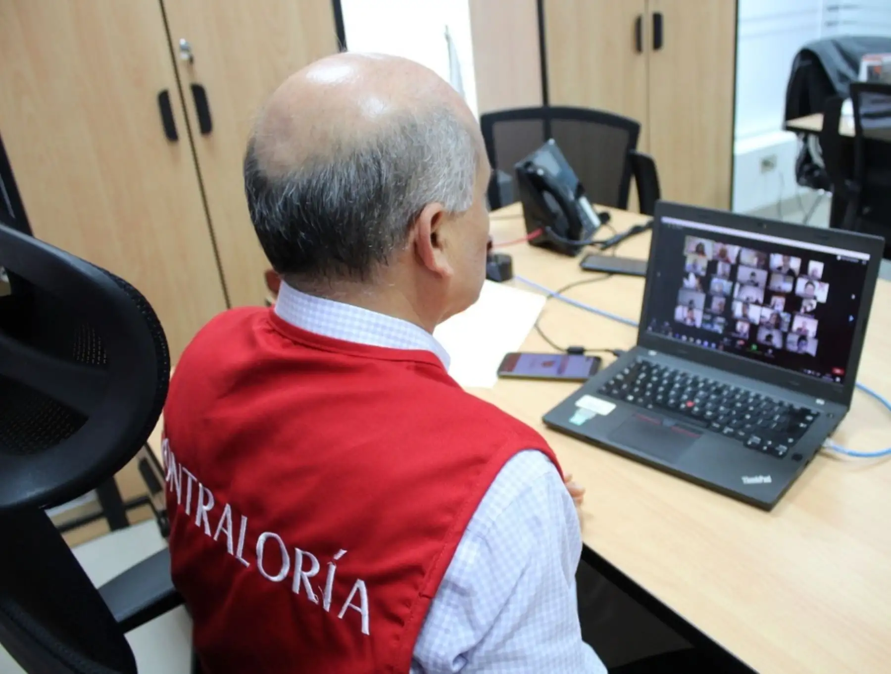 La Contraloría organiza audiencia pública virtual en Ucayali donde los ciudadanos podrán presentar sus denuncias.