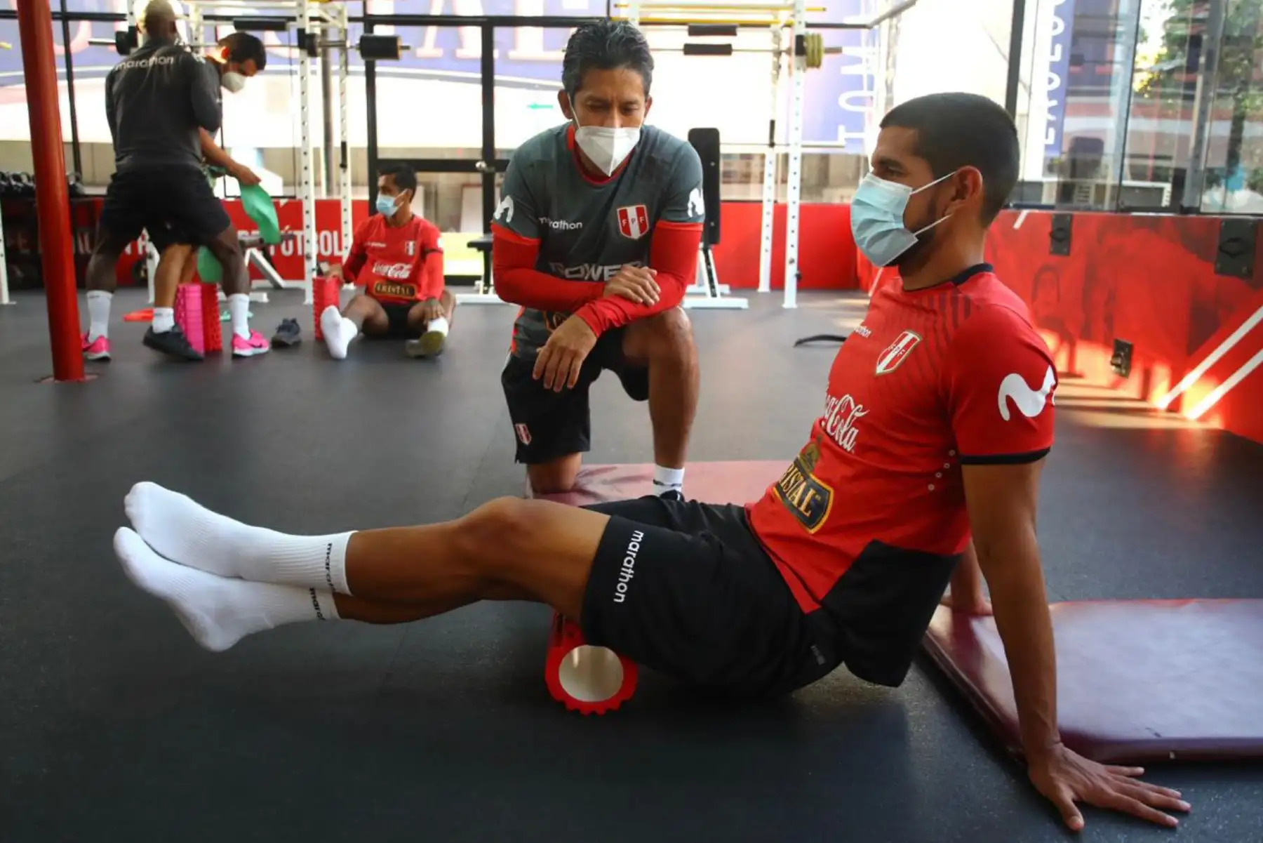 La Selección Peruana comenzó su octavo día de trabajos en la Videna para sus encuentros con Chile y Argentina. Hoy se sumaron Luis Advíncula, Gianluca Lapadula, Luis Abram, Aldair Rodríguez, Wilder Cartagena, Yoshimar Yotún y Anderson Santamaría. Foto: FPF
